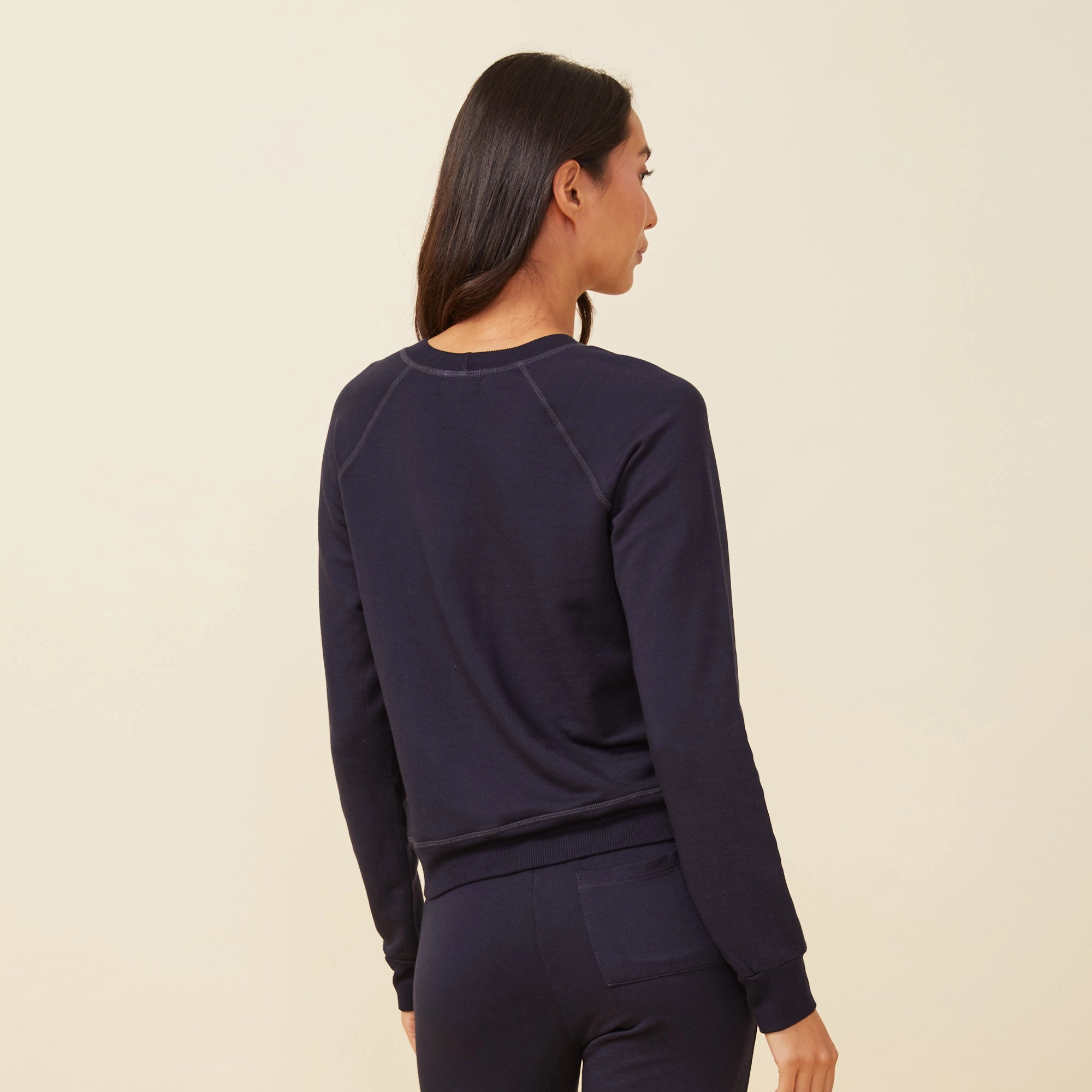 LightweightWeave Stretch Waistband Design Supersoft Fleece Raglan