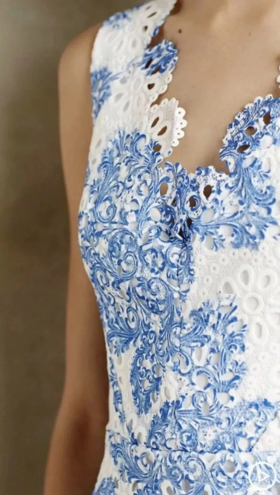 Minimal Tone Blue Lace Mini Dress