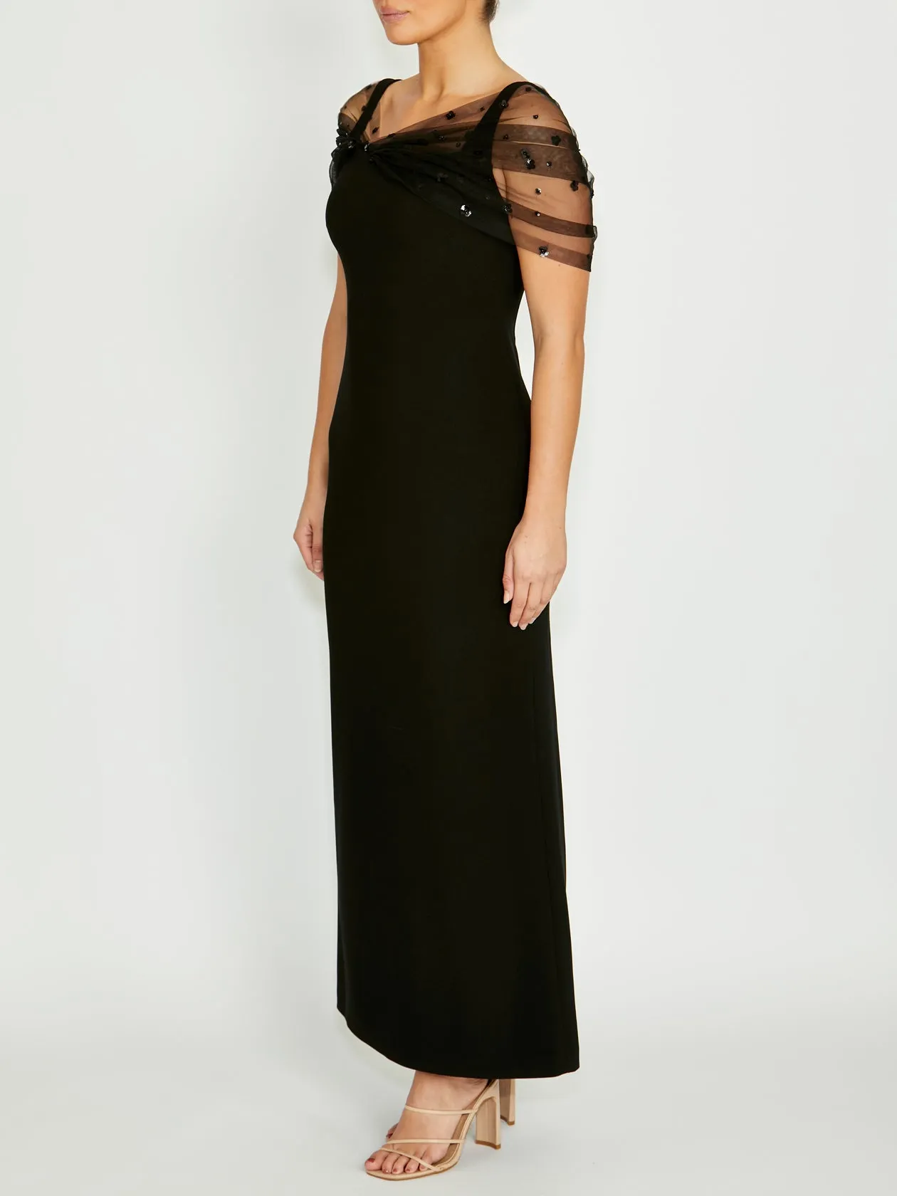 Short Sleeve Rural Charm Isla Black Gown