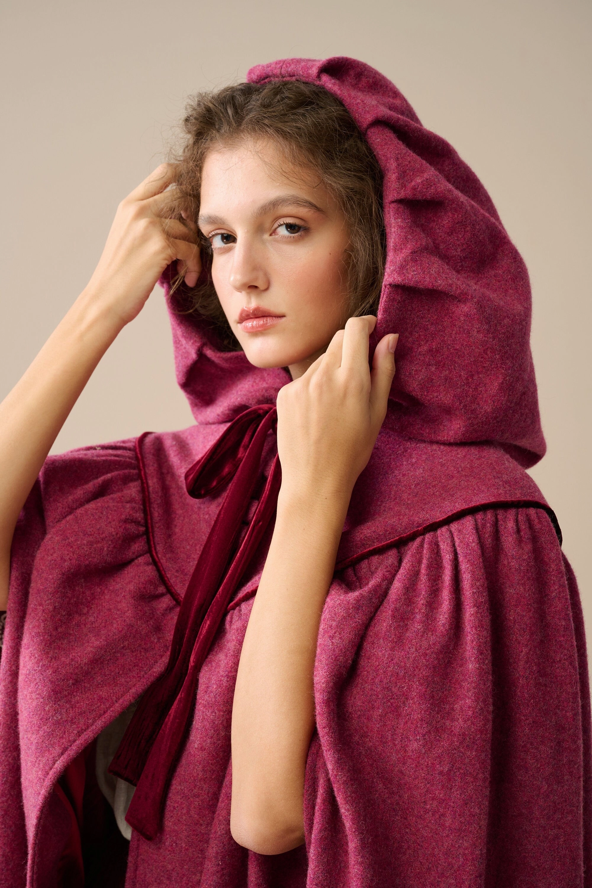 Elegant holiday wear Perfumer 33 | hooded wool cloak