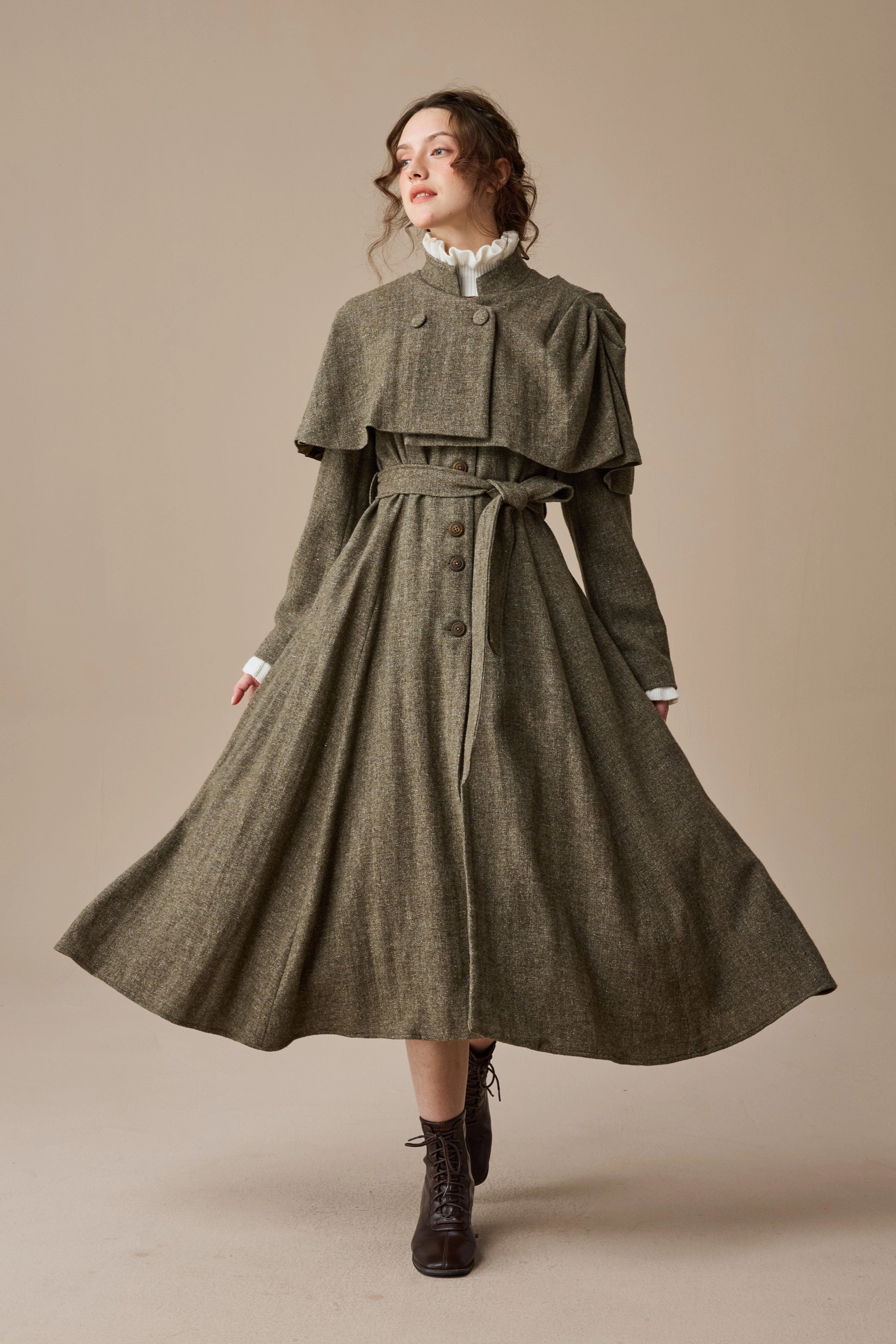 Airy Layer Modern Waist Wendy 15 | 100% Wool Dress & Cape (2 pieces)
