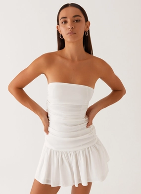 Elegant Waist Carmel Mini Dress - White Carmel Mini Dress - White slim fit Day Glow