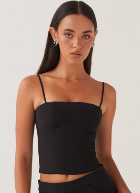 Eliana Crop Top - Black Minimalist Styling Eliana Crop Top - Black StretchKnit Convertible Sleeve Adaptation