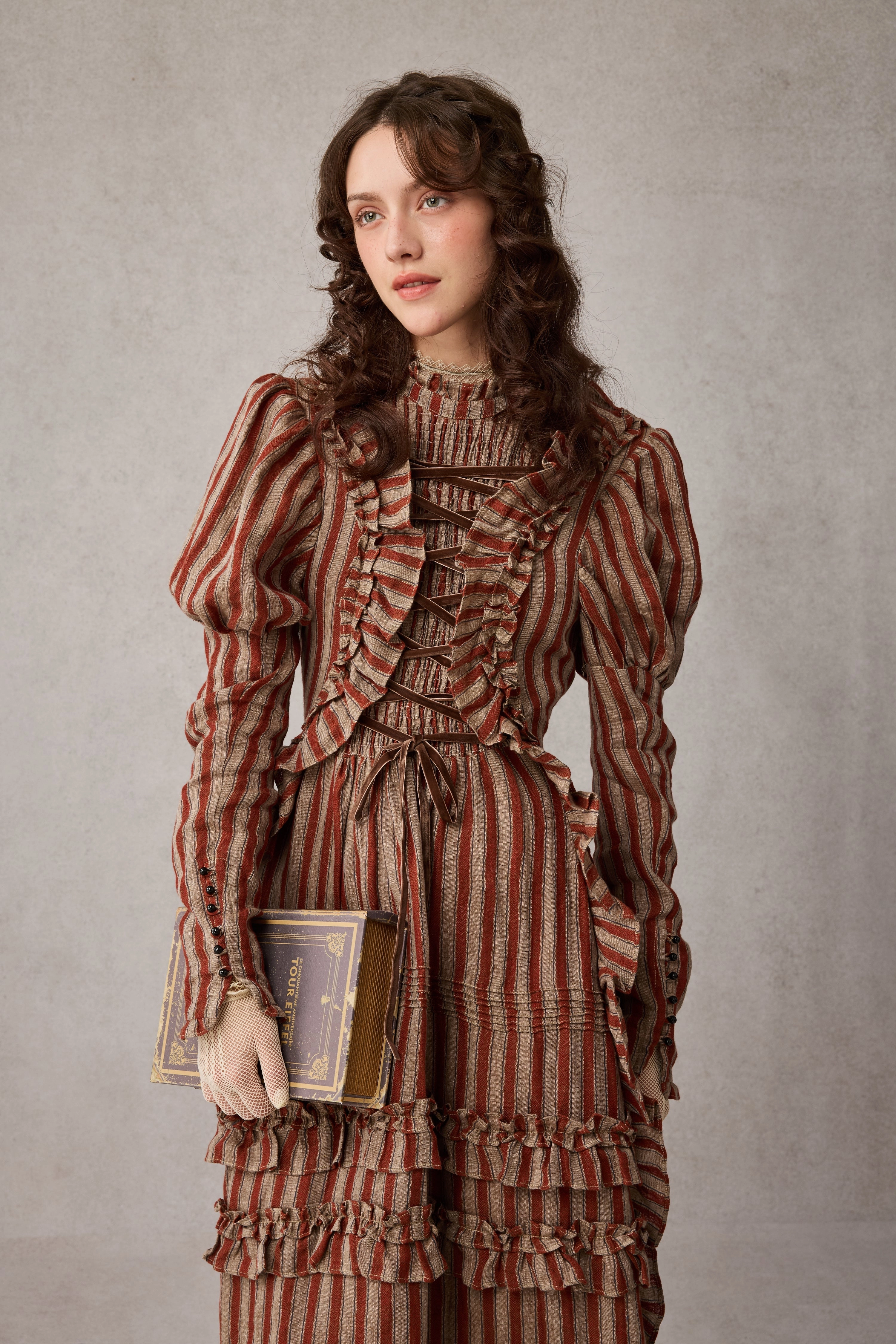 Elizabeth 15 | Victorian Linen Dress Insulated Layer