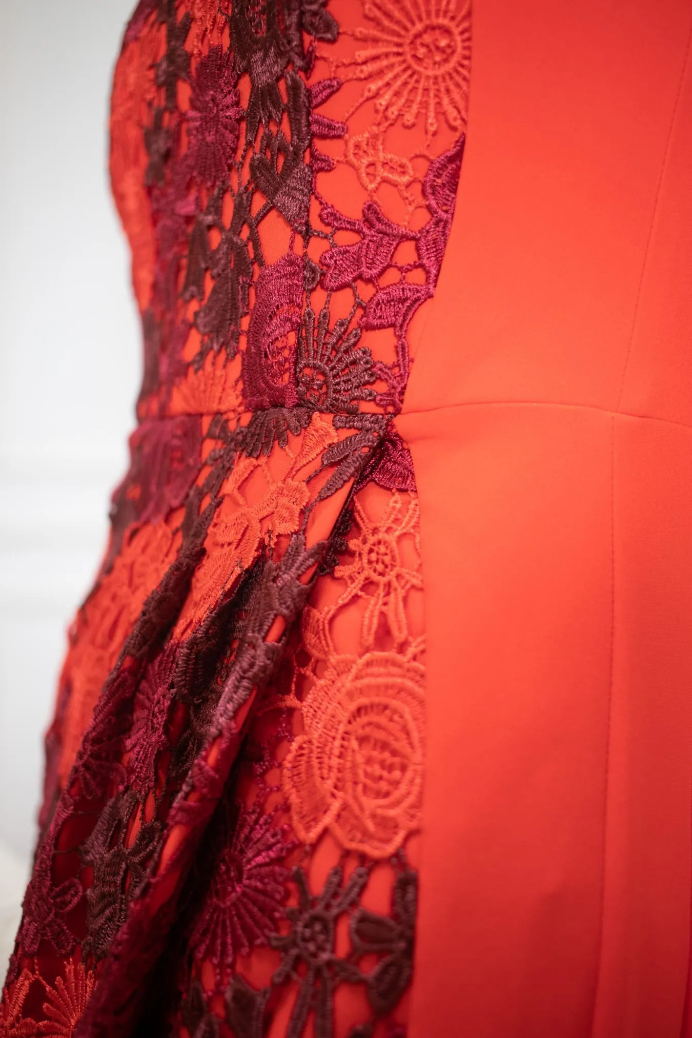 Beauty Feel Emmerson Dress - Venetian Red