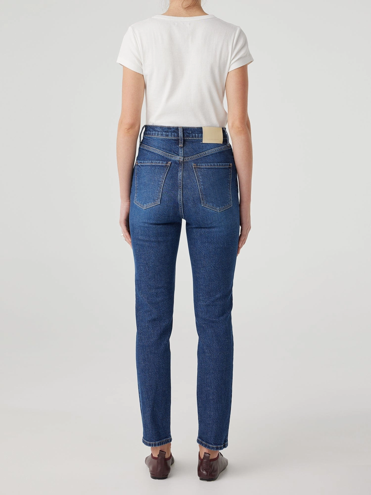 Frankie Jean Dark Steel Chic Design Style Soft Road Trip Youth Style