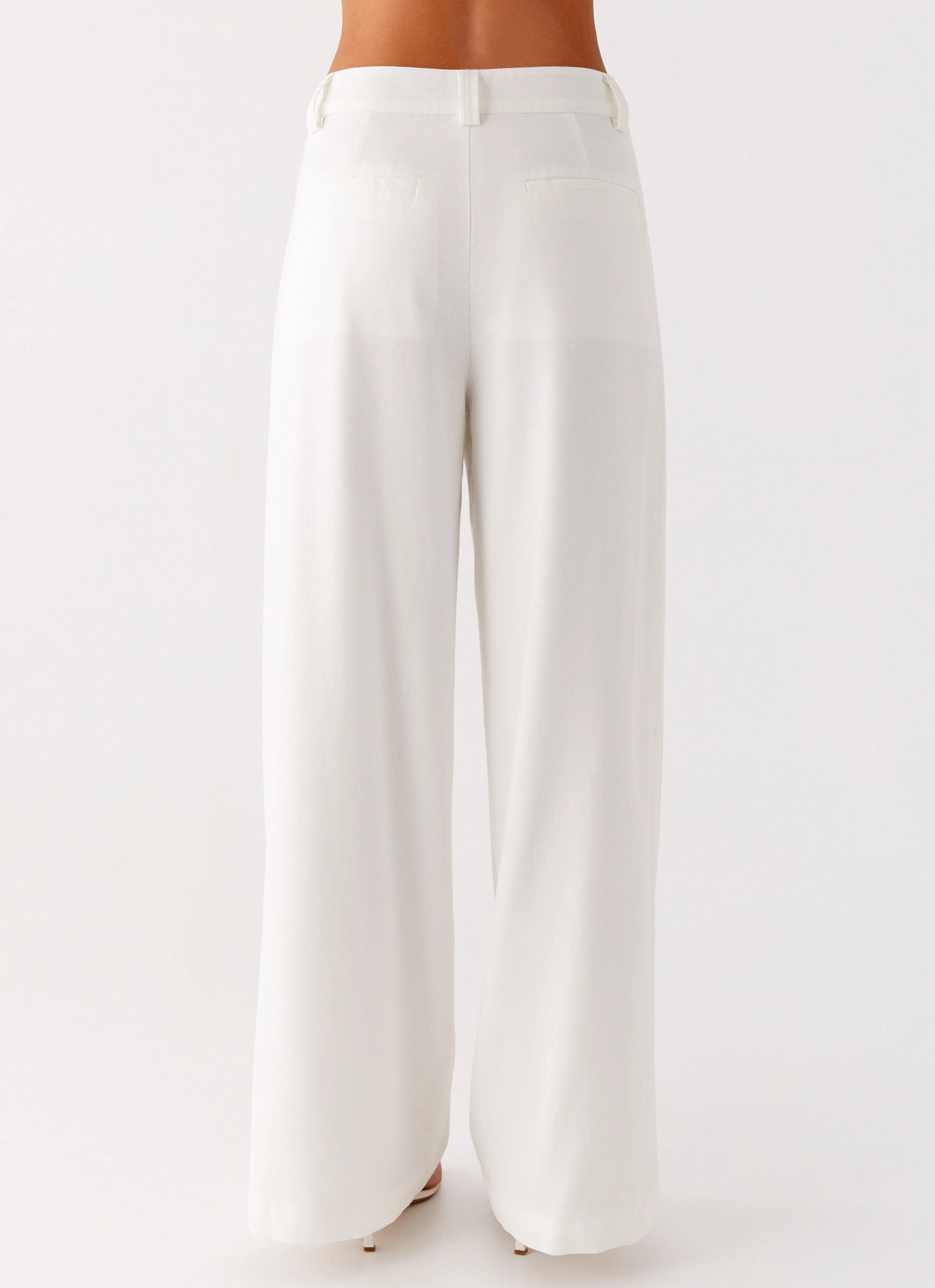 Delong Low Rise Linen Pants - White Cozy Movement Versatile Fit