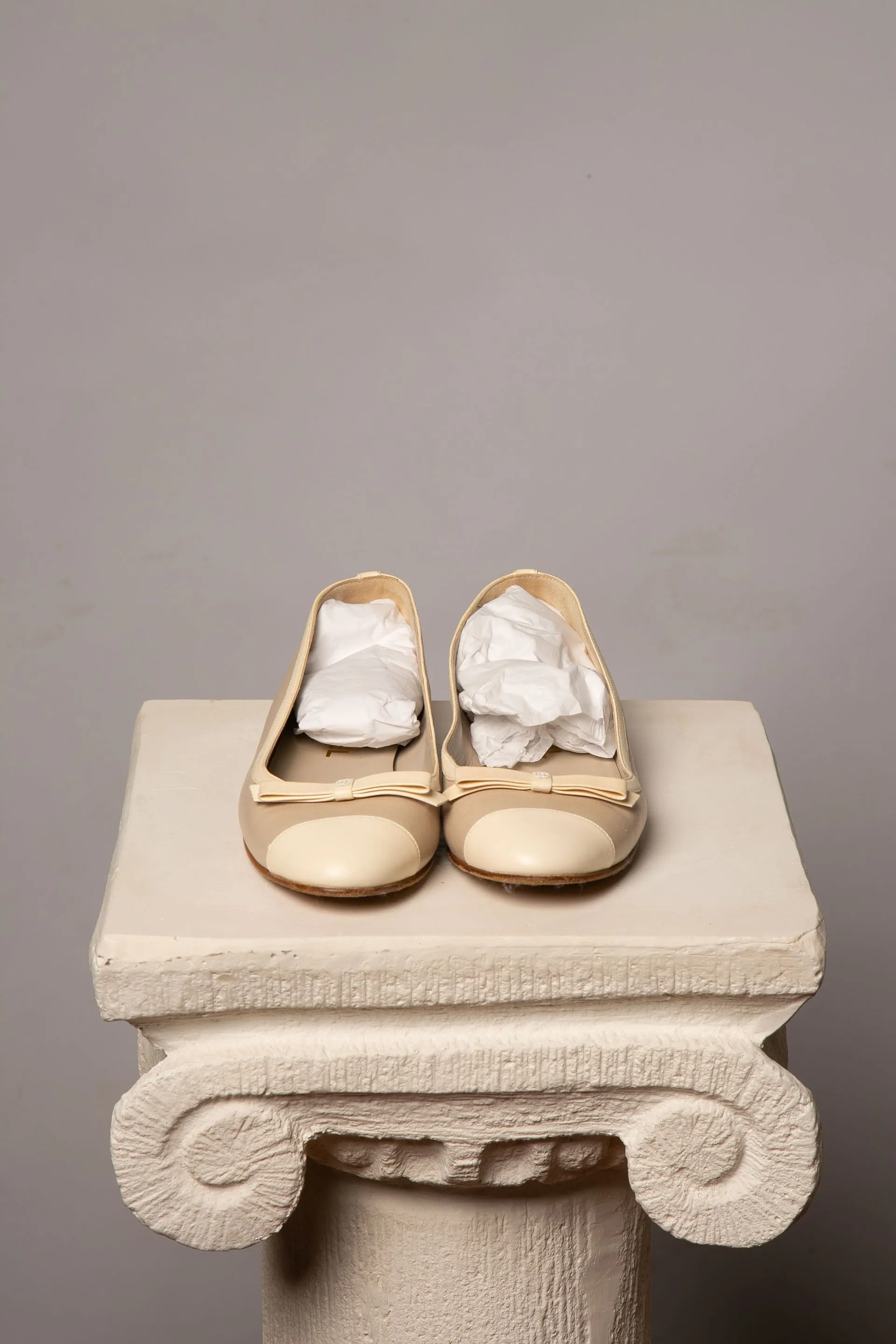 Extremely Rare CHANEL Beige Ballet Flats