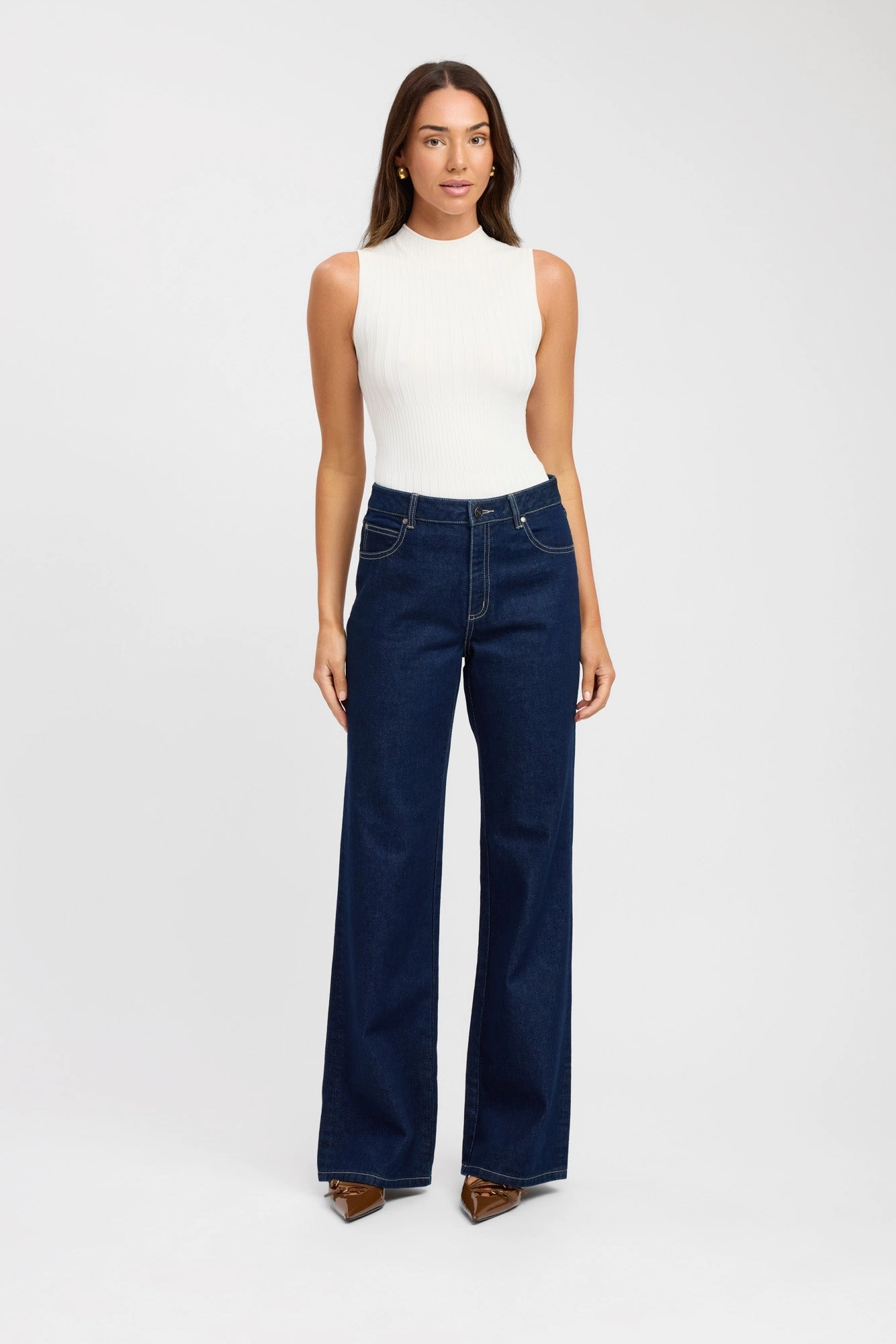 Ezra Jean On The Move