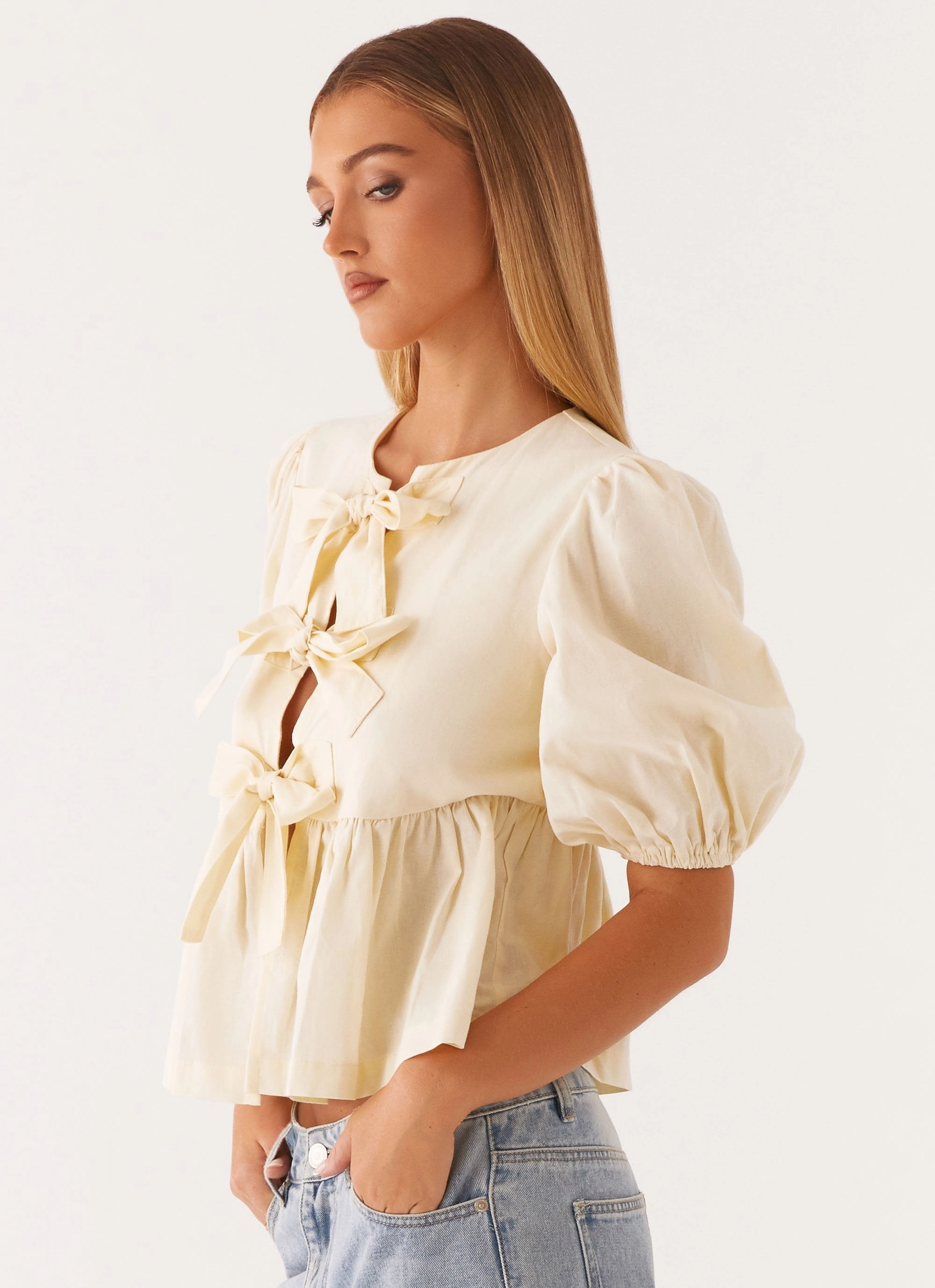 AntiOdorTreatment Western Wind Tie Top - Yellow