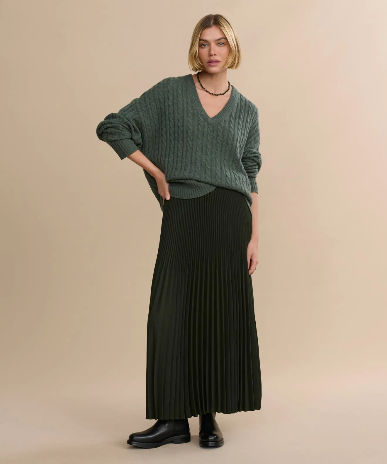 Moisture control Pleated Skirt