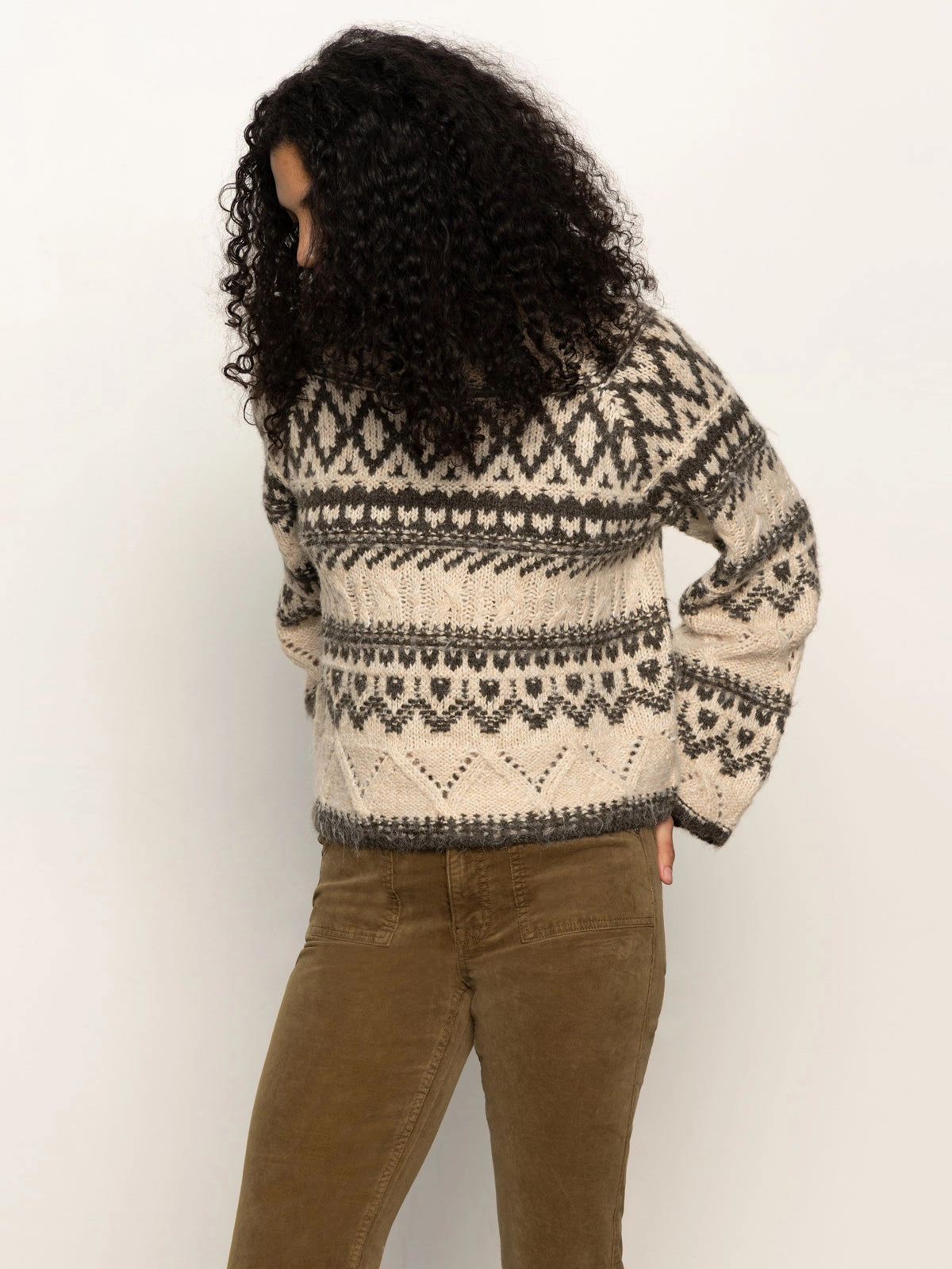 NonRestrictive Cuff Design QuickDry Technology Fairisle Crew Neck Sweater Light Oat Multi
