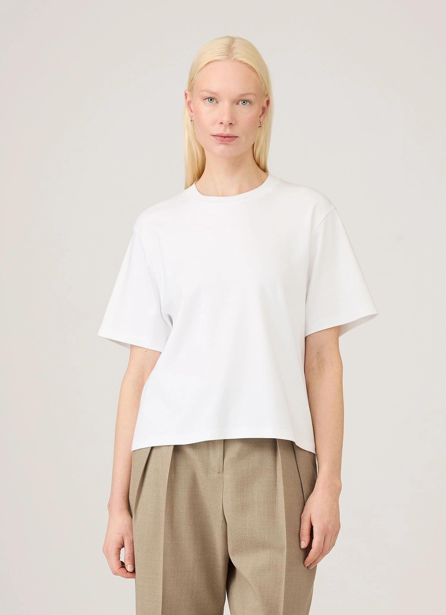 Cool Vibes Women's Boxy Heavyweight T-shirt in White