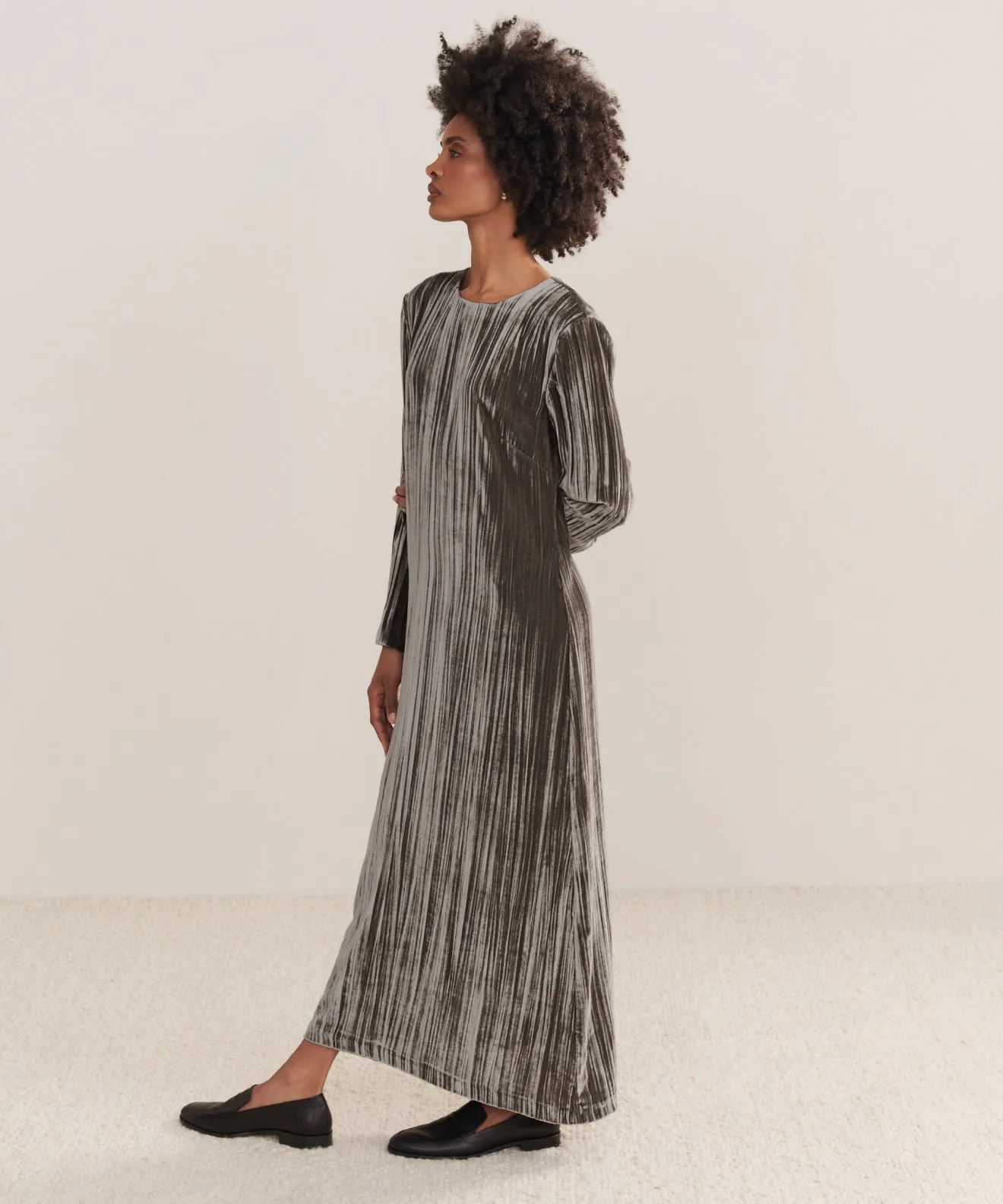 Chill Base Velvet Stella Dress