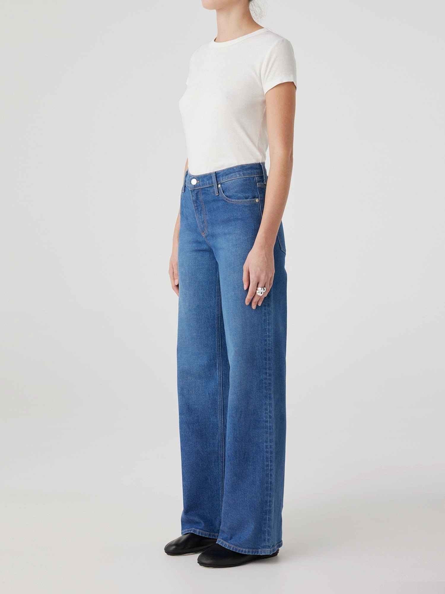 Soft Finish Comfort Stretch Weave Nikki Jean Nashville