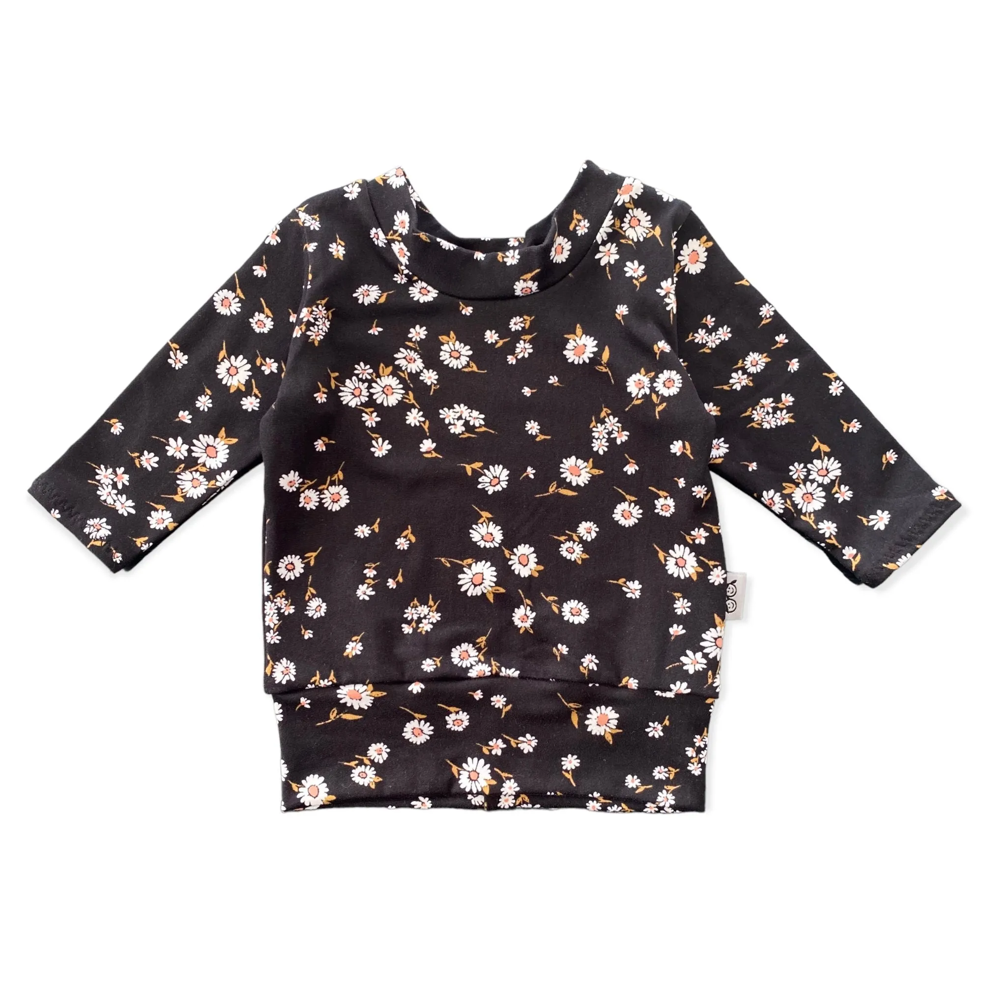 Field of Daises on Black Lounge Top