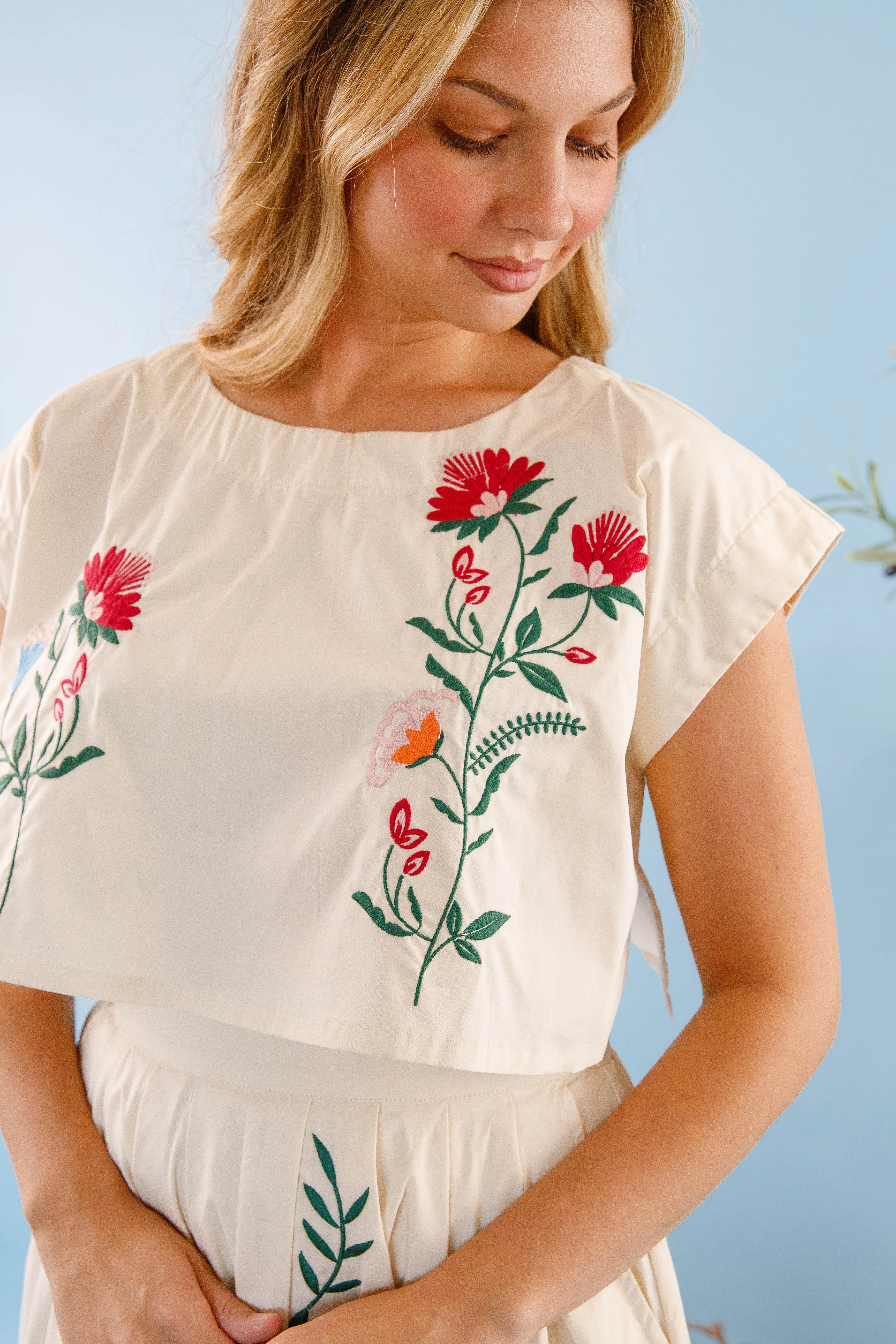 Finding The Good Crop Top-Tan Wear Resistant Fabric AntiPillingSurface