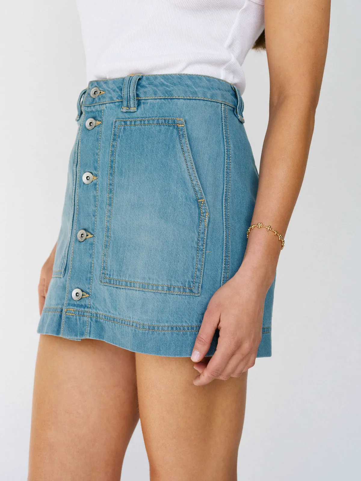 Quick Wear Weekend Style All Buttoned Up Denim Skirt Dream Team