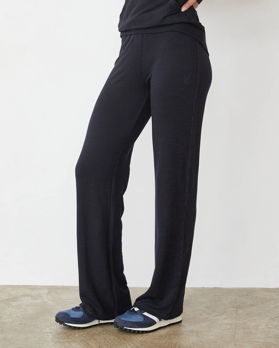 TaglessLabel Supersoft Slim Sweat