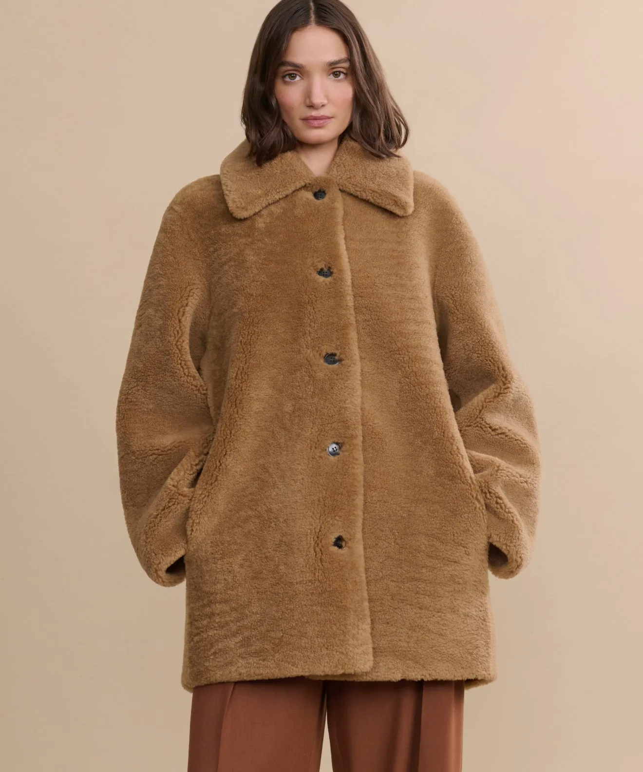 MultiPocket Design Shearling Aurora Coat