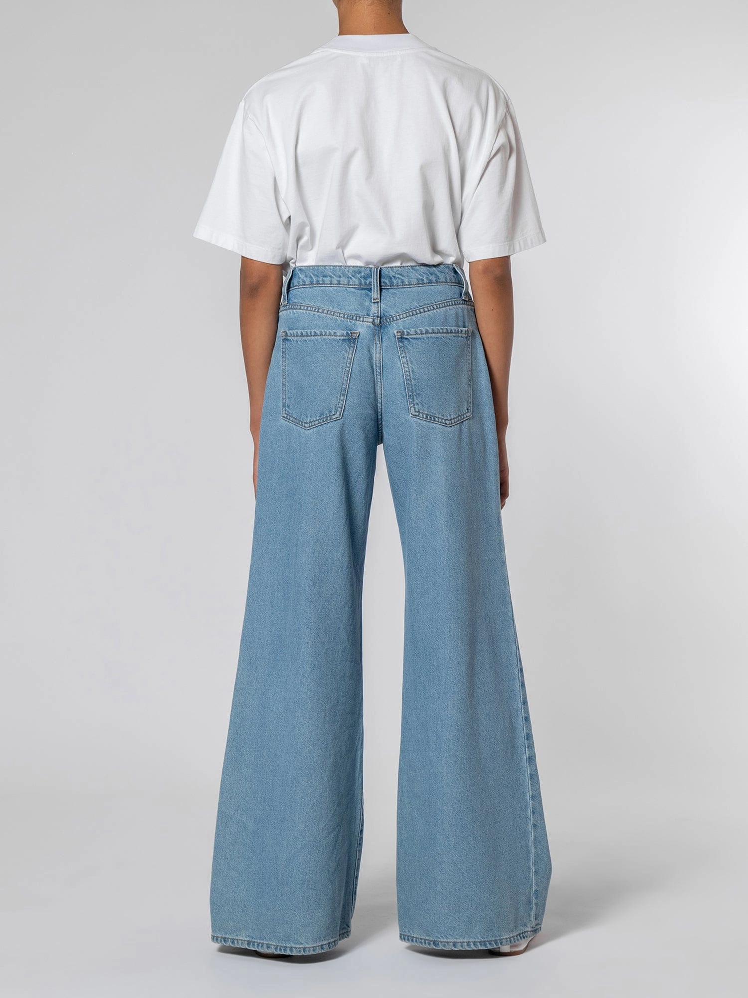 Elegant Minimalist Outdoor Adventure Night Out Neutral Textured Carly Jean Blue Brushed