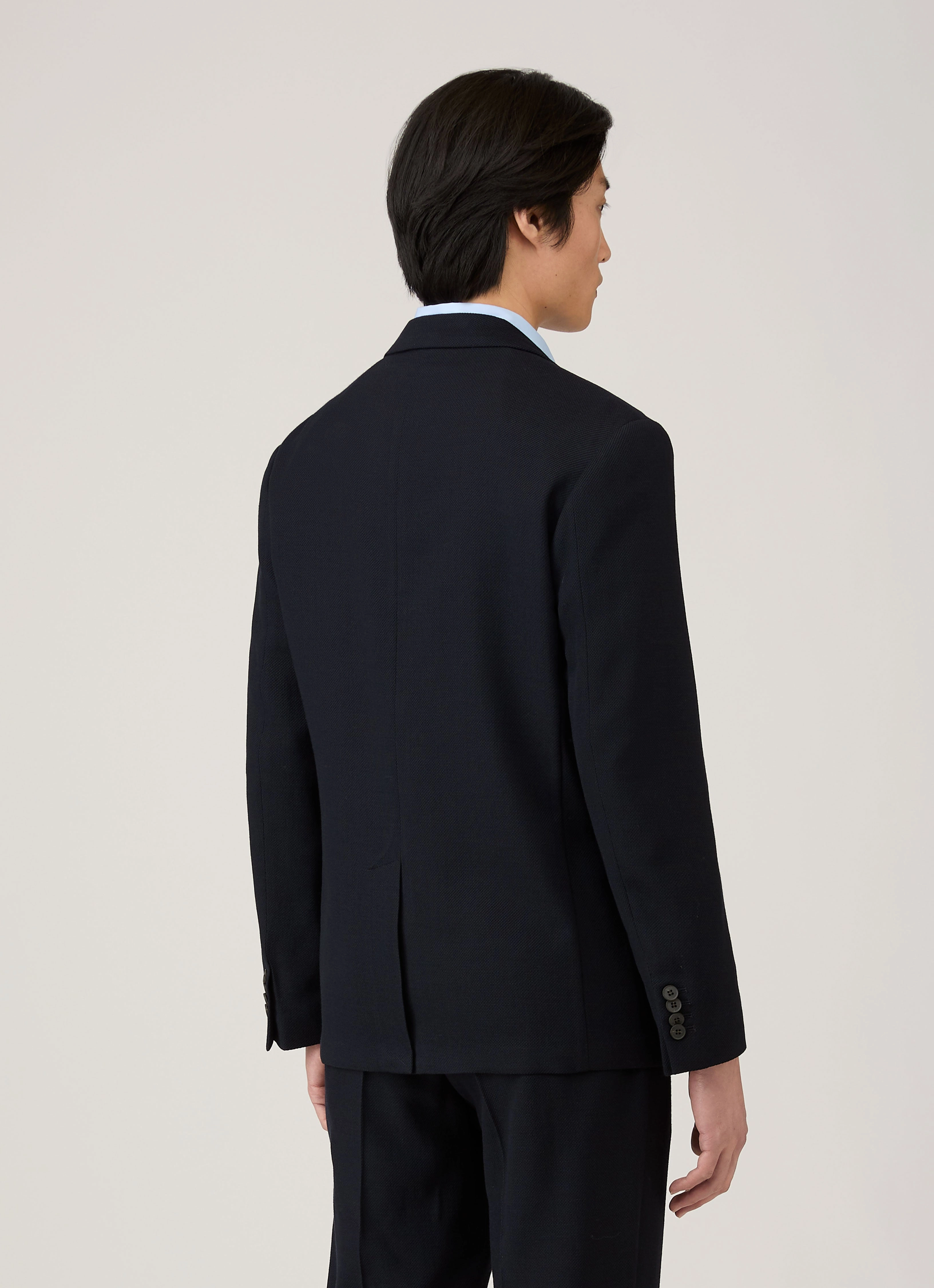 Layer Versatility Ventilated Back Men's Textured Wool Blazer in Navy