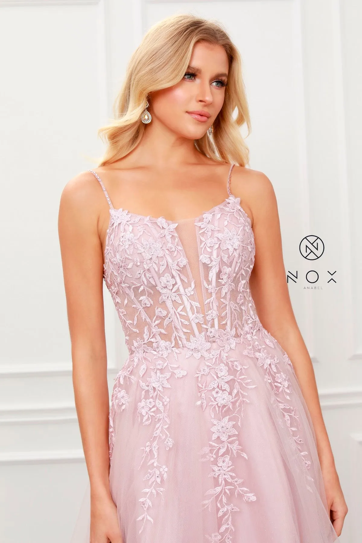 FLORAL EMBELLISHED BEADS BODICE A LINE GOWN_T449