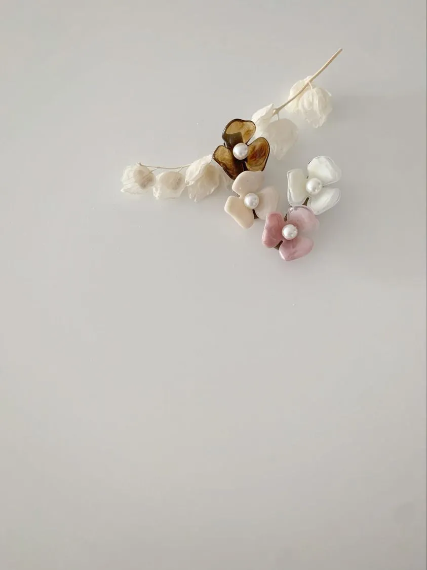 Floria Hair Clip, 2 Colours