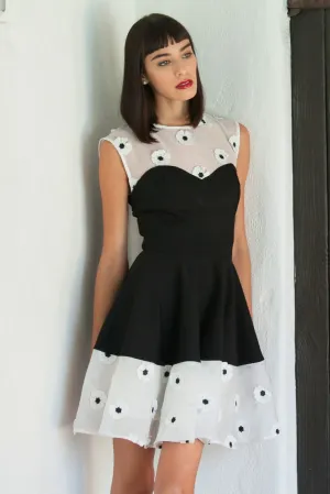 french cuffs Yolanda Daisy Dress - Black and White Easy Elegance Yolanda Daisy Dress - Black and White