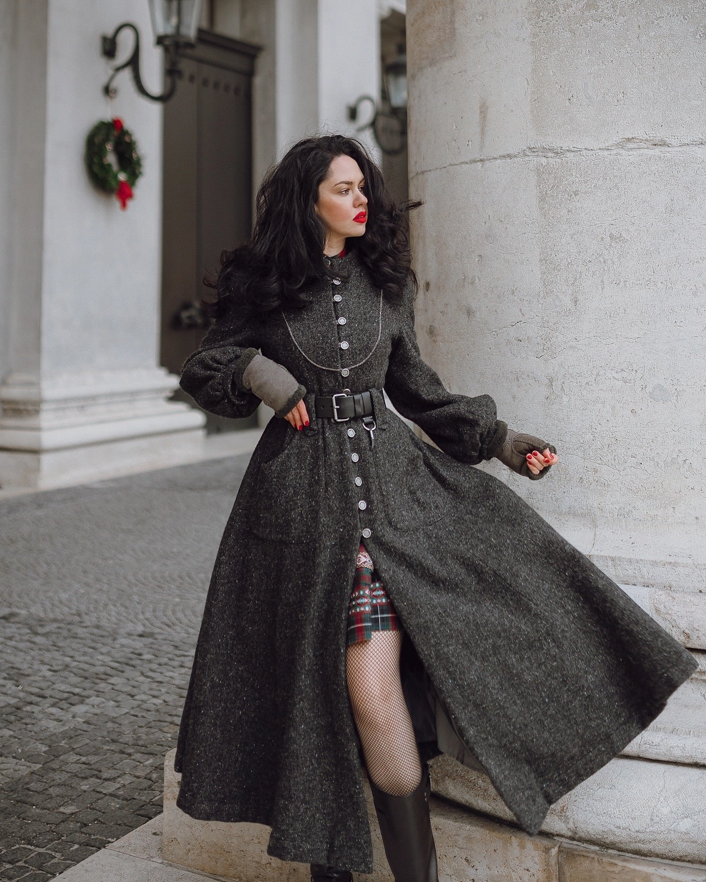 Smart Layer Margaret 25|100% wool buttoned down coat