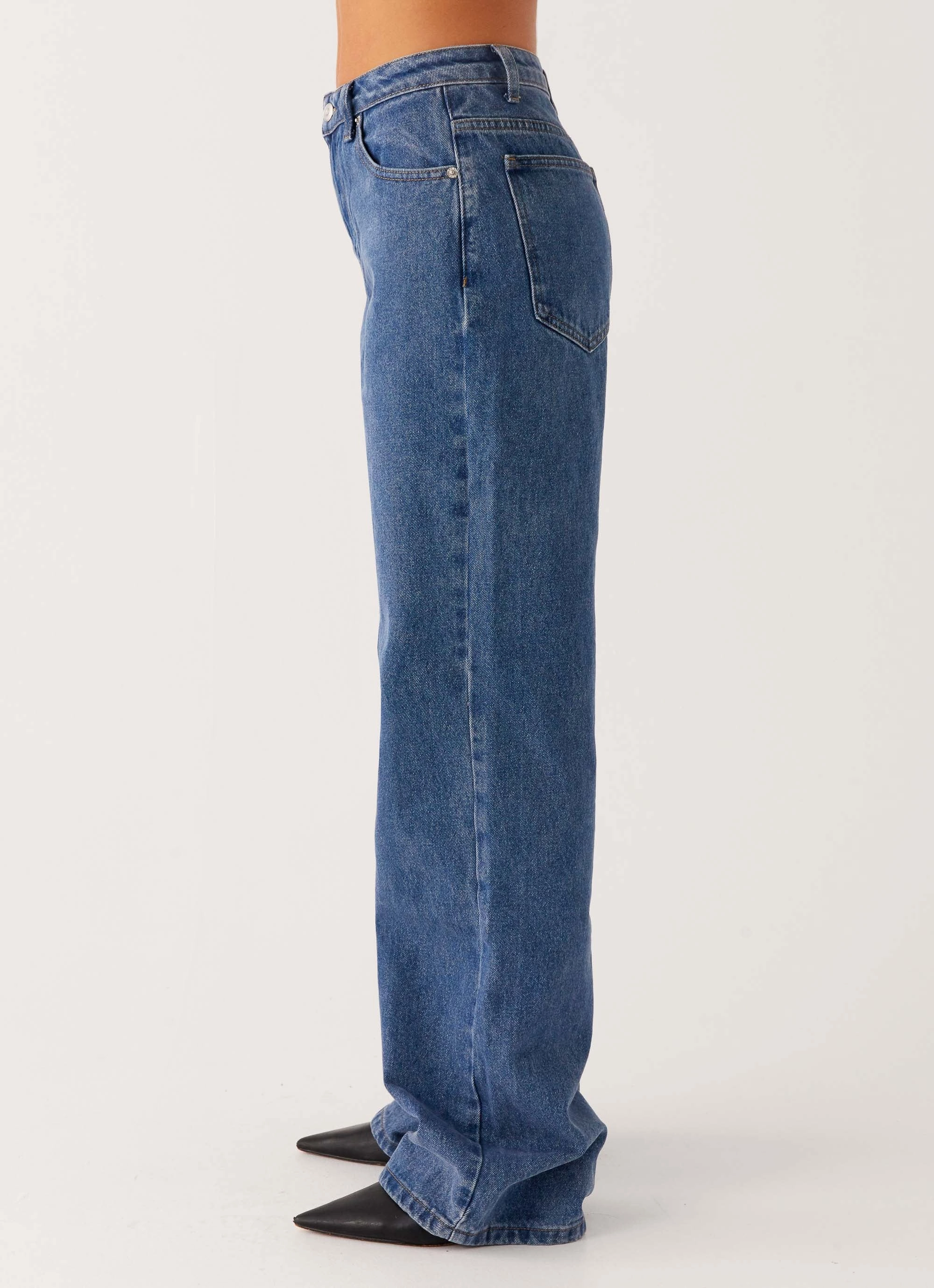 Body-Hugging Fit Side Pockets Back Again Straight Leg Denim Jeans - True Blue