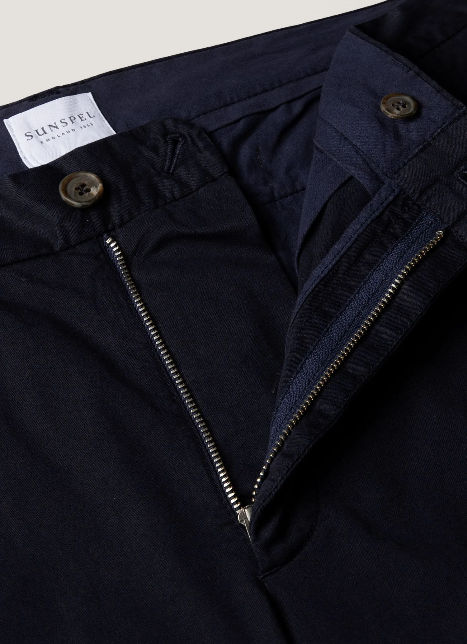 Collectible fashion industry Men's Stretch Cotton Twill Chino Shorts in Navy