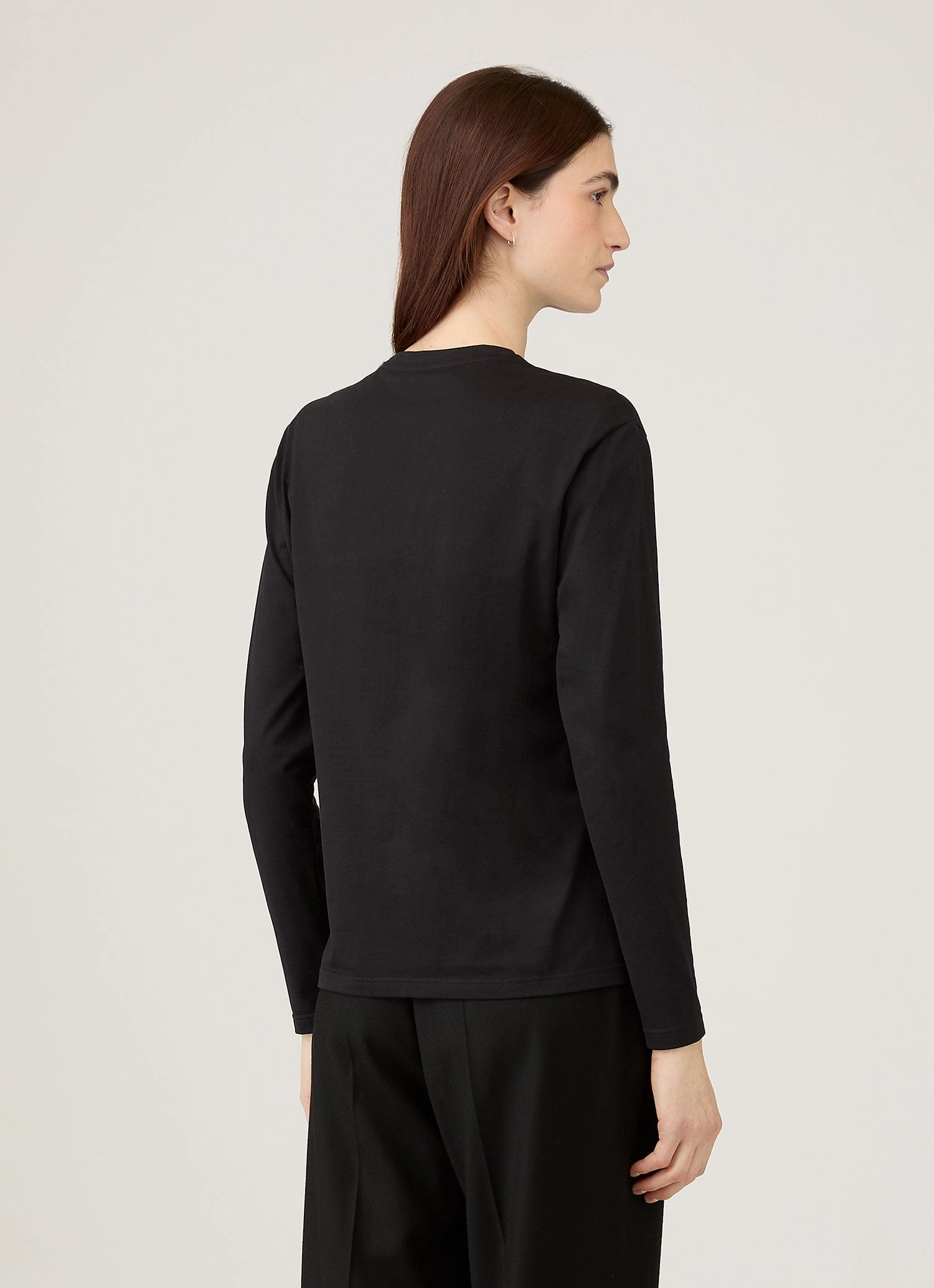 Cozy Design Fit Women's Long Sleeve Boy Fit T-shirt in Black