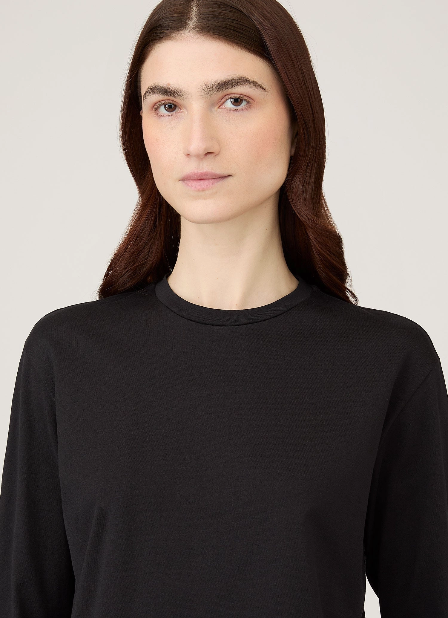 Women's Long Sleeve Boy Fit T-shirt in Black MoistureWicking Technology