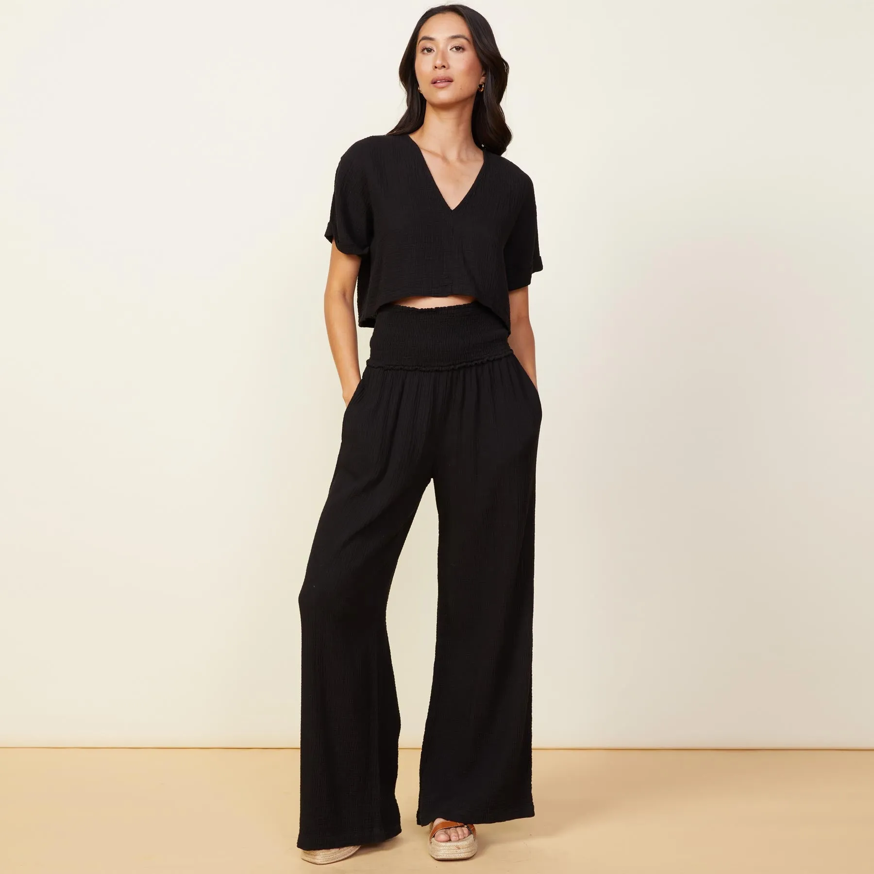 Seasonal Basic Gauze Smocked Flare Pant