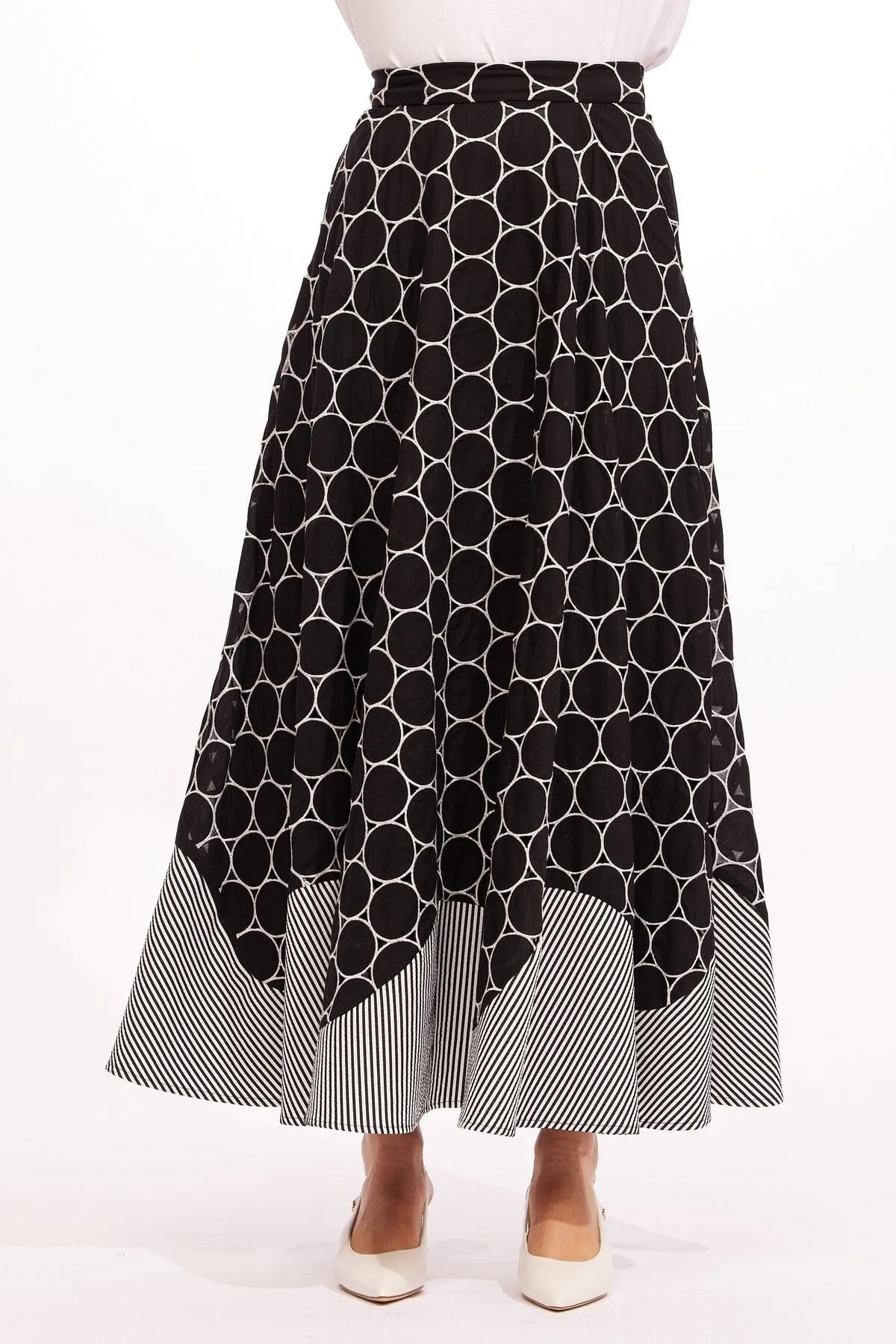 Irina Skirt - Orbit high contrast Lightweight