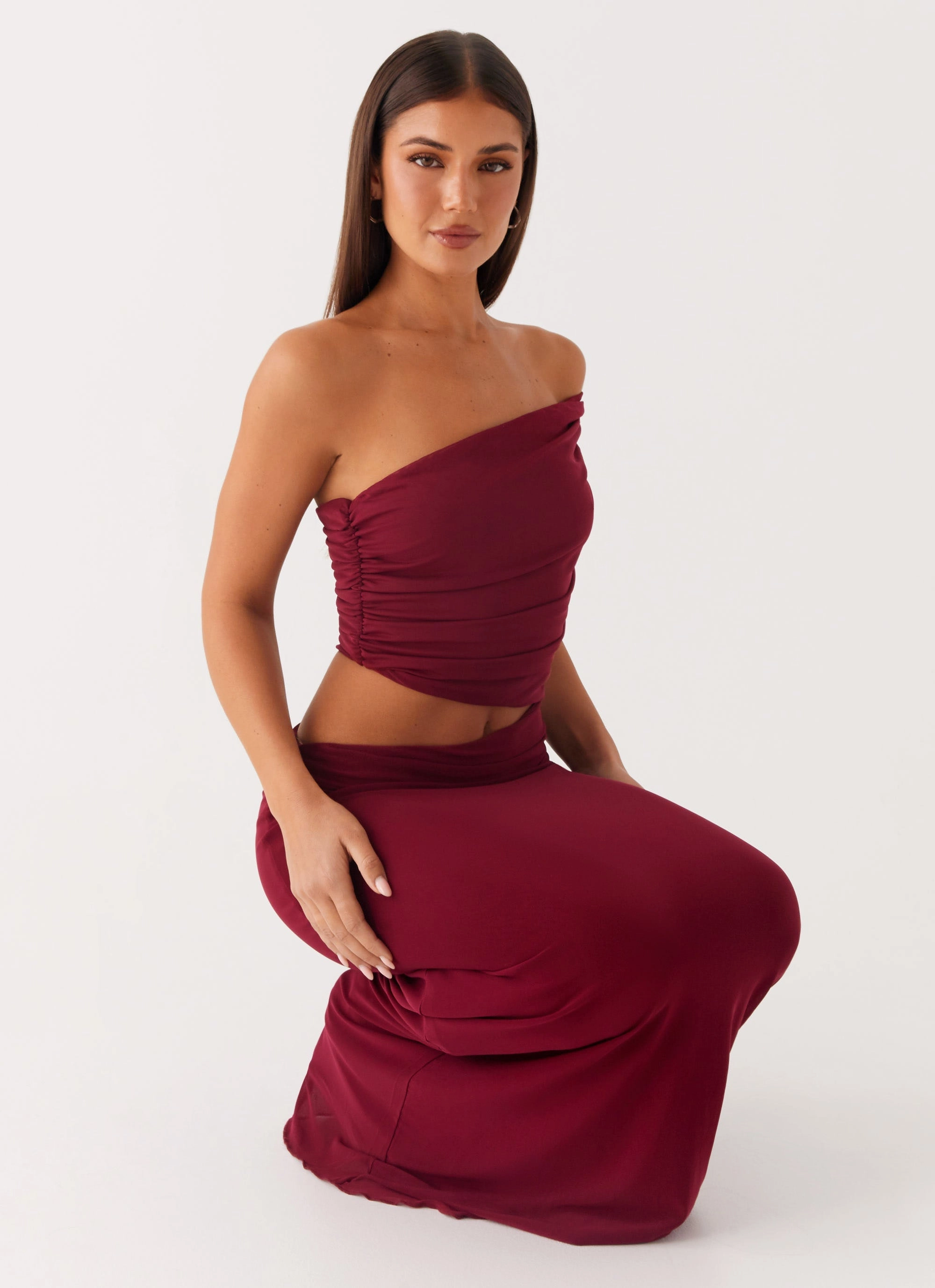 Gillian Maxi Dress - Maroon Urban Line Timeless Line