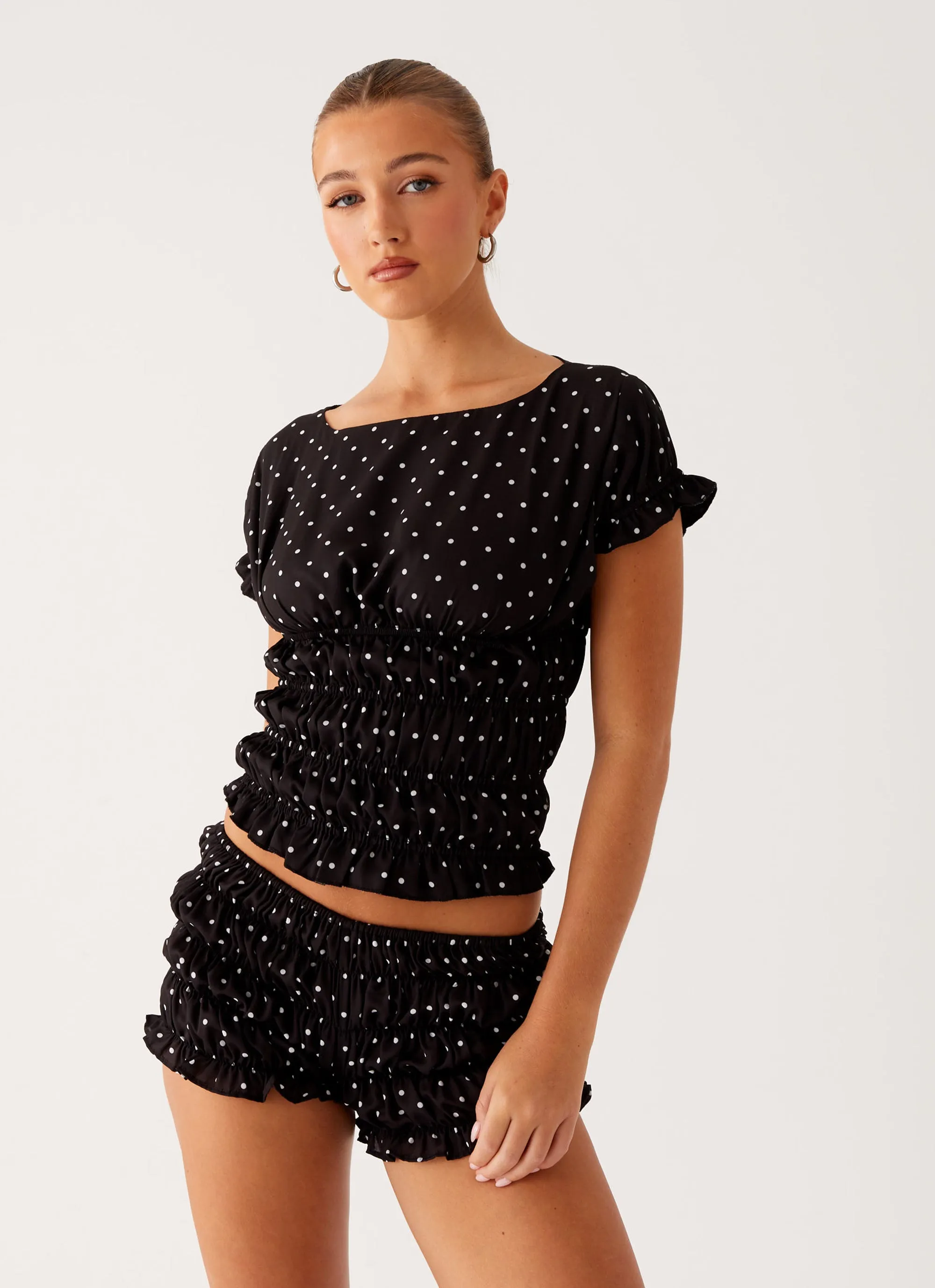 Move Comfort On The Move Girls Like Us Ruched Mini Shorts - Black Polka Dot