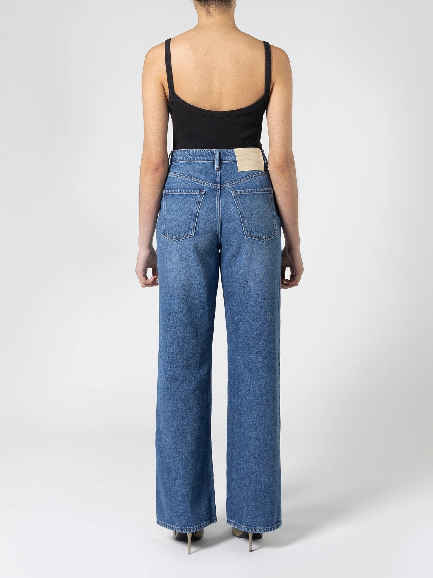 Travel Outfit Evening Stroll Minimalist Festival Outfit Comfy Artist Vibe Grace Jean Americana