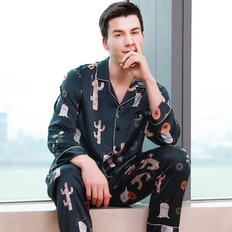 Graphic Print Luxe Women Satin Pajamas Set