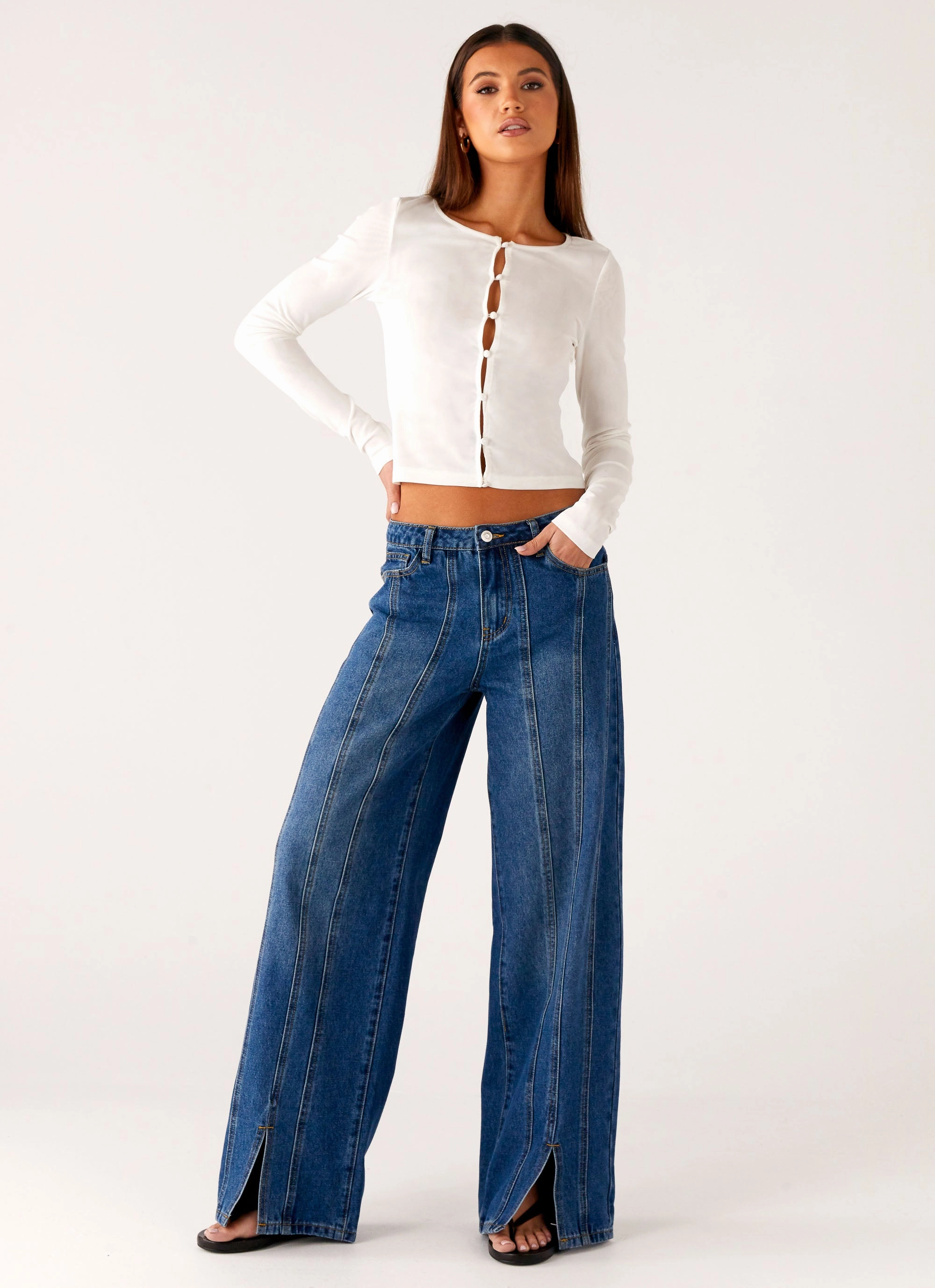 clean design Grayson Straight Leg Jeans - Denim Blue