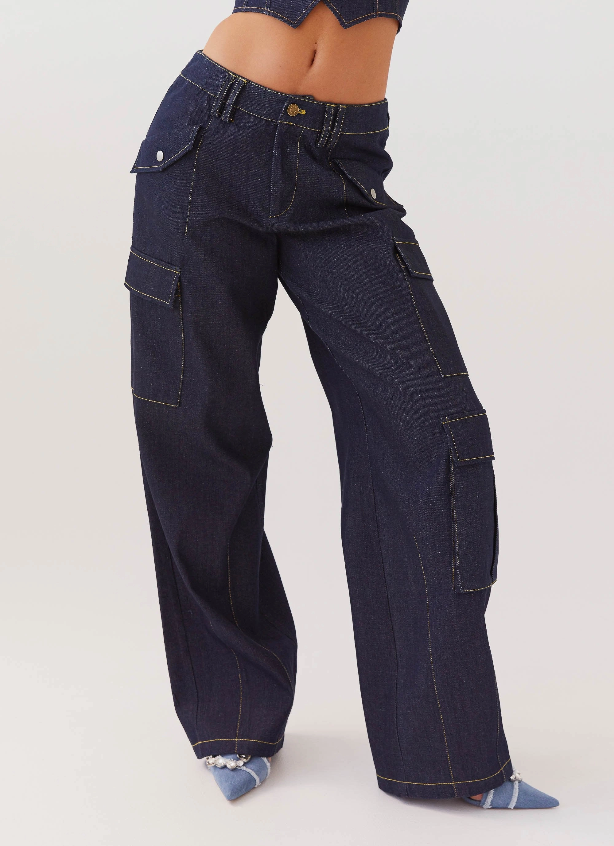 Dynamic Motion Greedy Denim Cargo Pants - Indigo