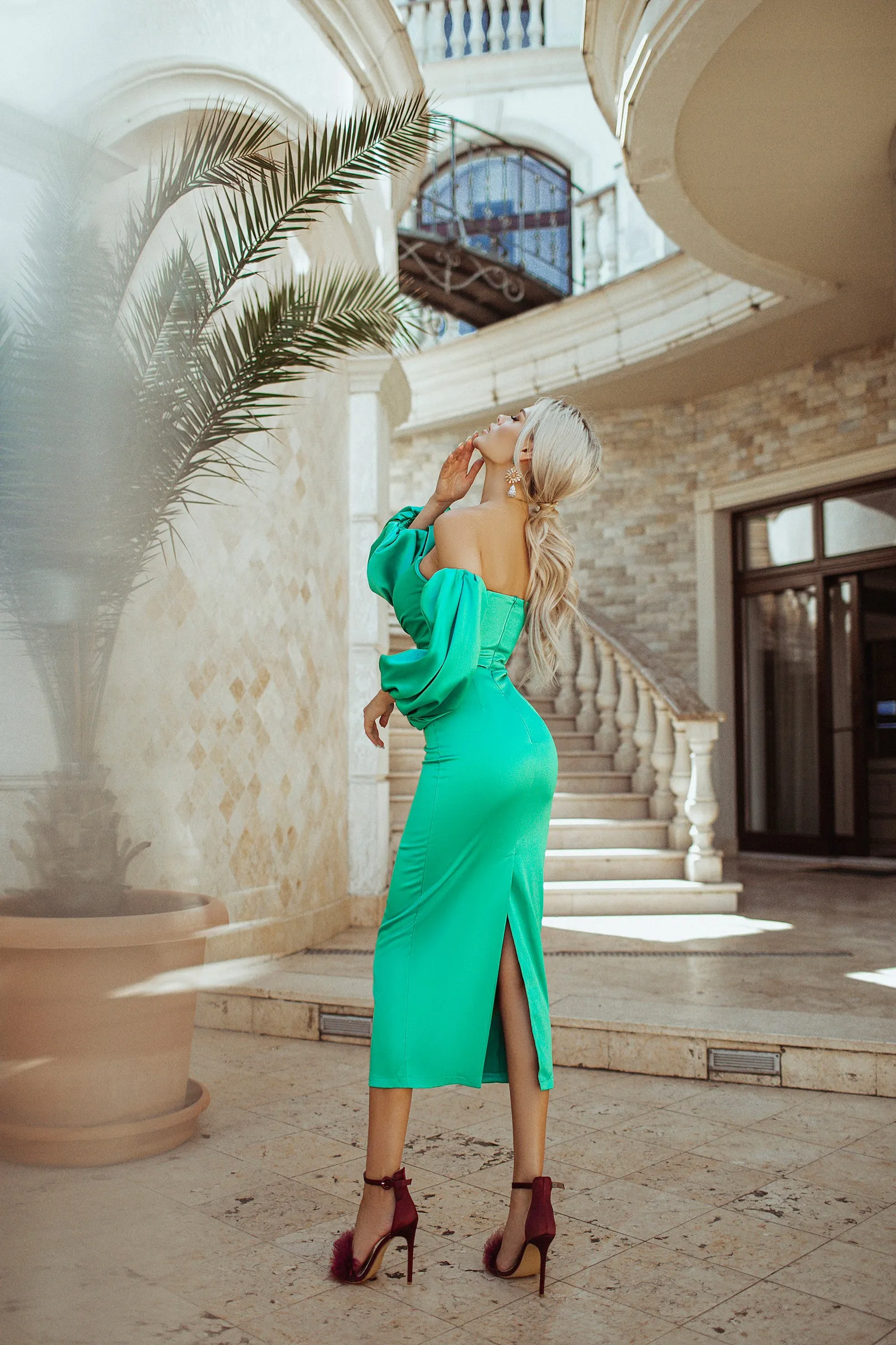 Green Puffed Sleeve Midi Dress