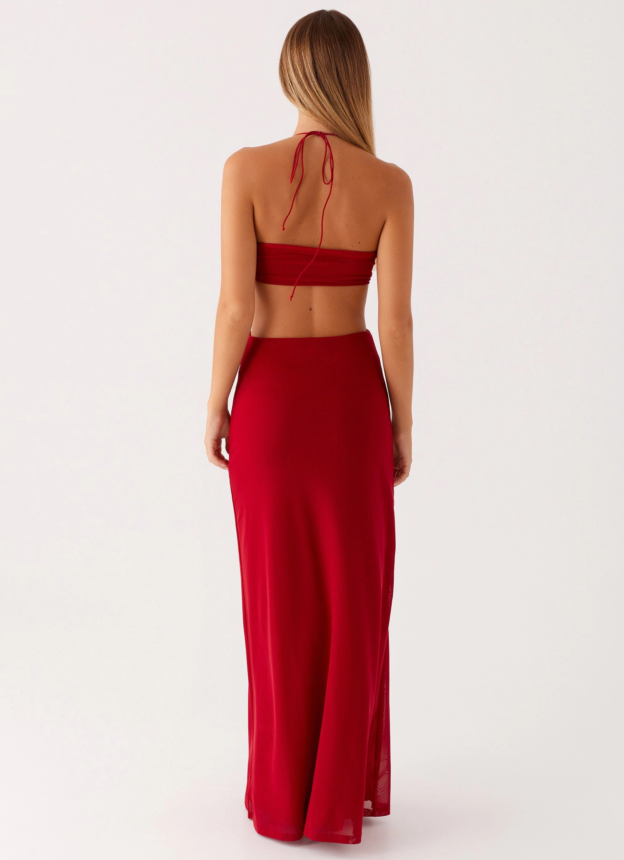 Hallie Maxi Dress - Red Feminine full-length gown Chic and Cozy Wear