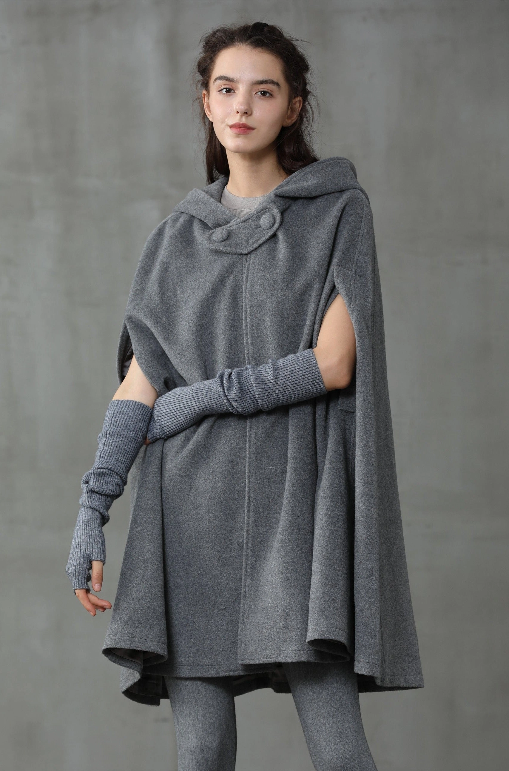 Flower Soft Form Fitting The New Yorker | Hooded Cashmere Cape