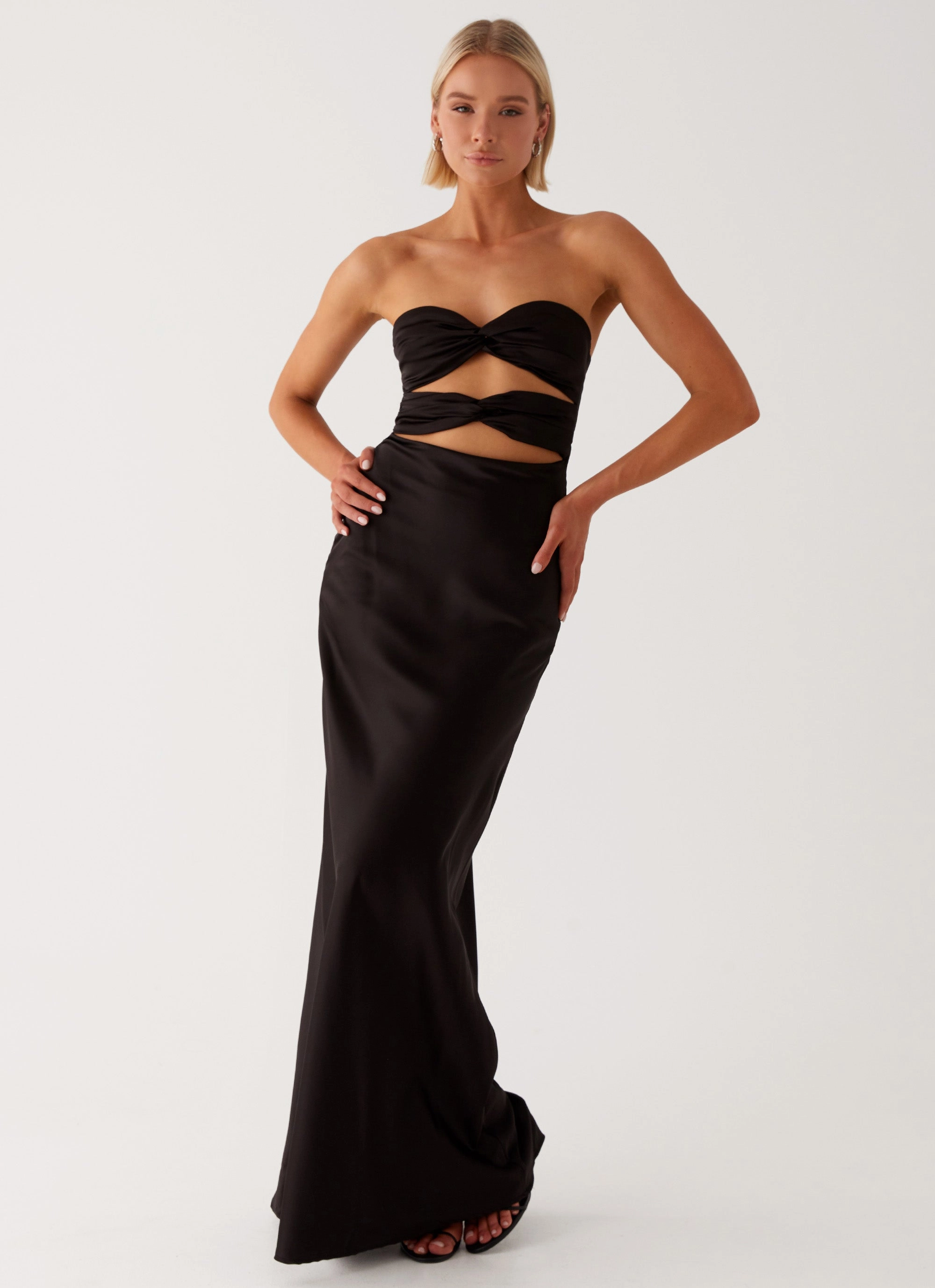 Light and Comfortable Tianna Strapless Maxi Dress - Black