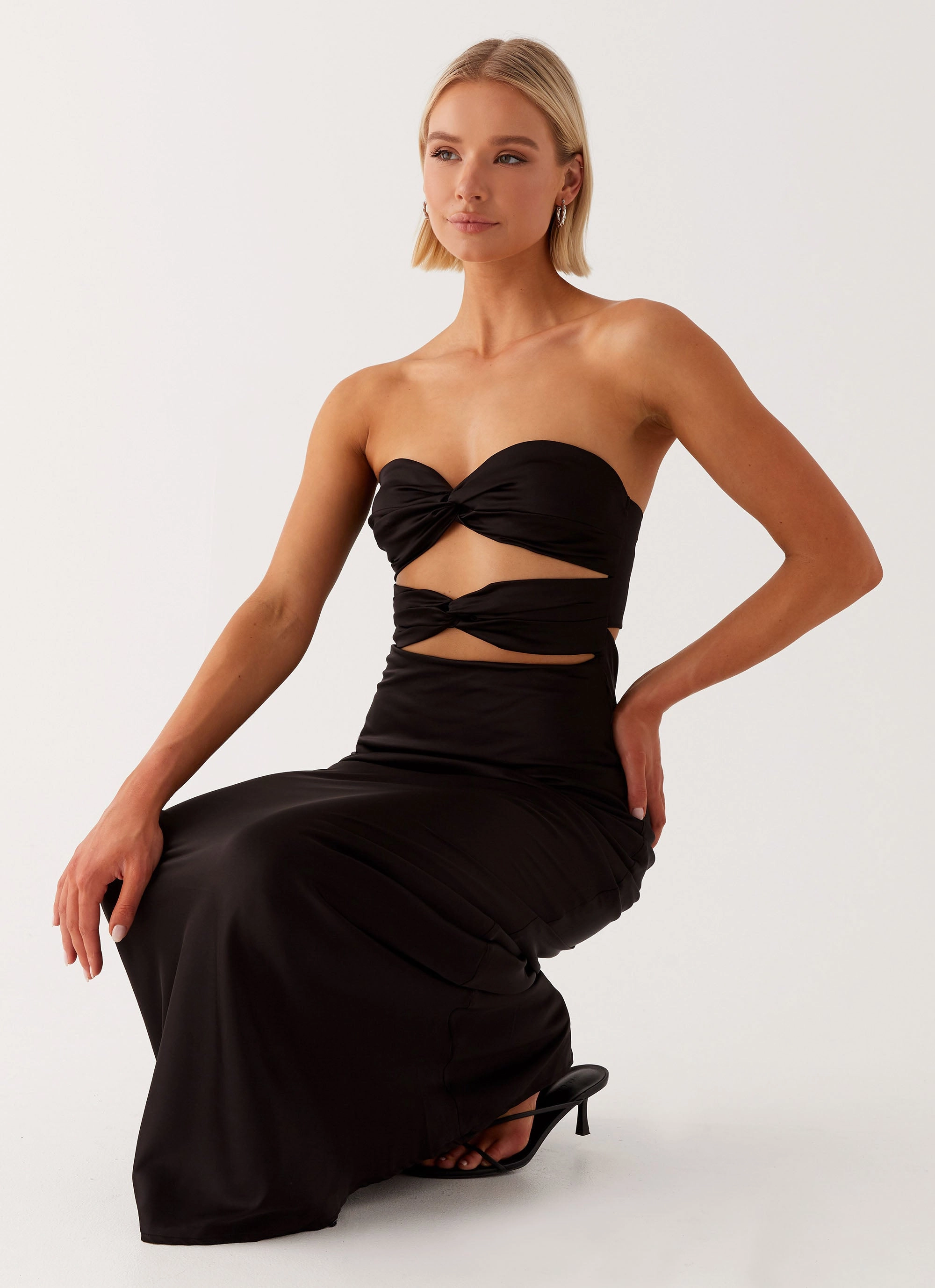 Bohemian-Style Soft Tone Tianna Strapless Maxi Dress - Black