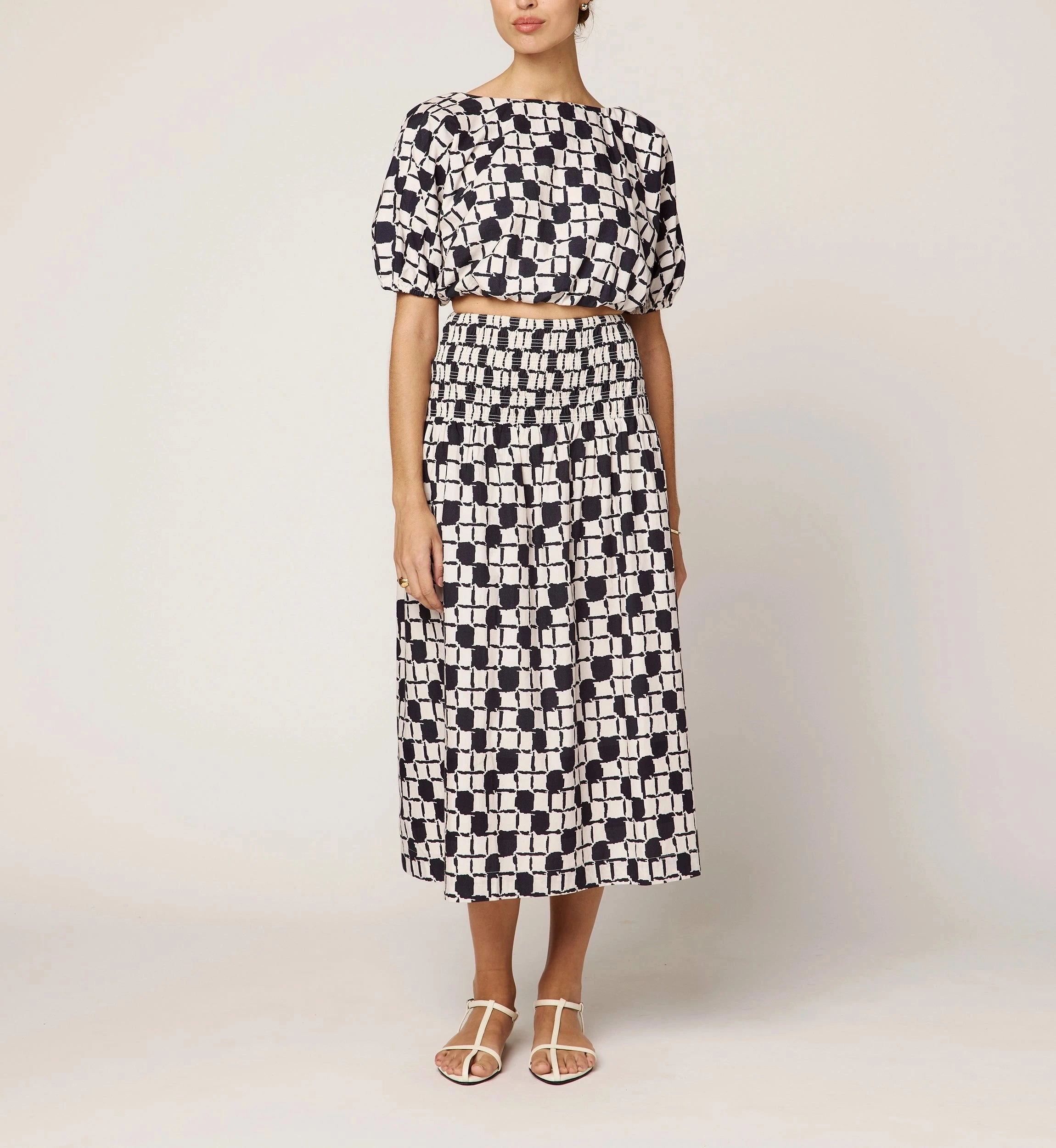 Helena Top | San Marino Durable Binding