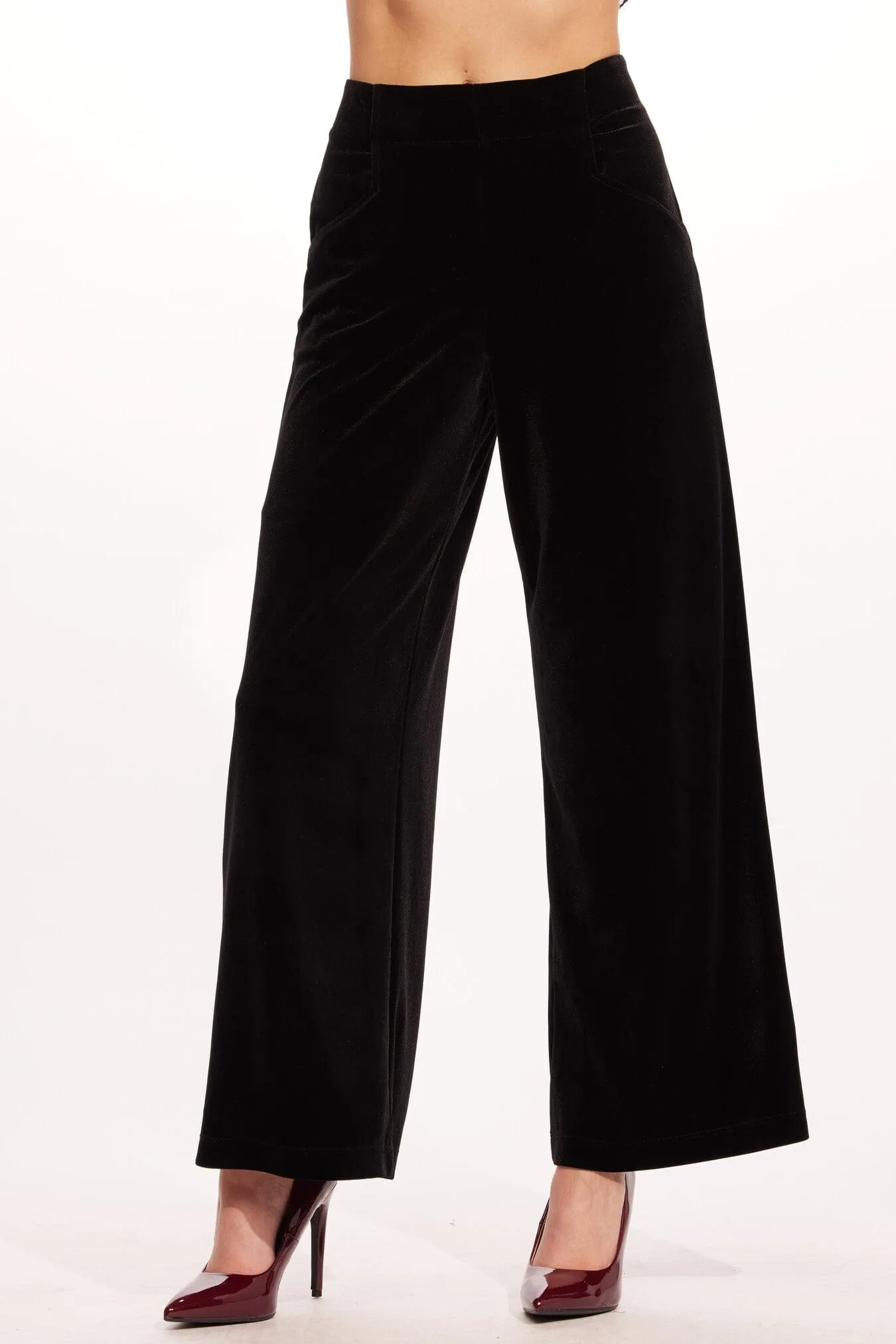 Hepburn Pant - Black Velvet Anti Bacterial Treatment Flexible Use