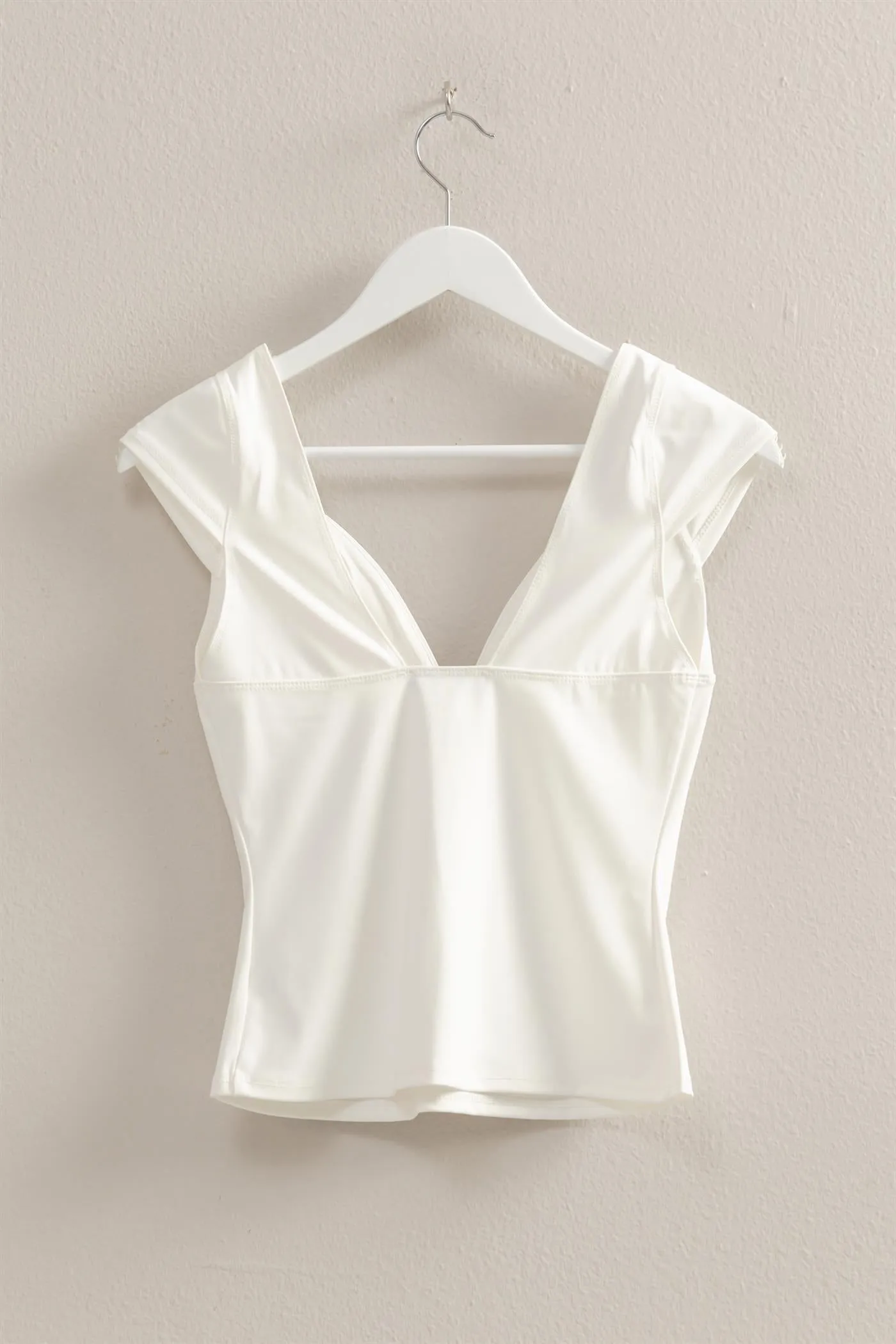 HF25A138-Sweetheart Neckline Cap Sleeve Knit Top